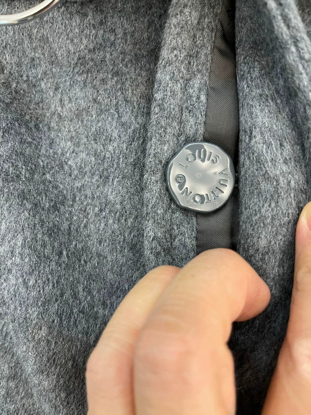 Louis Vuitton LV Men's Wool Overcoat New Runway Style New Without Tags XL Size US XL / EU 56 / 4 - 5 Thumbnail