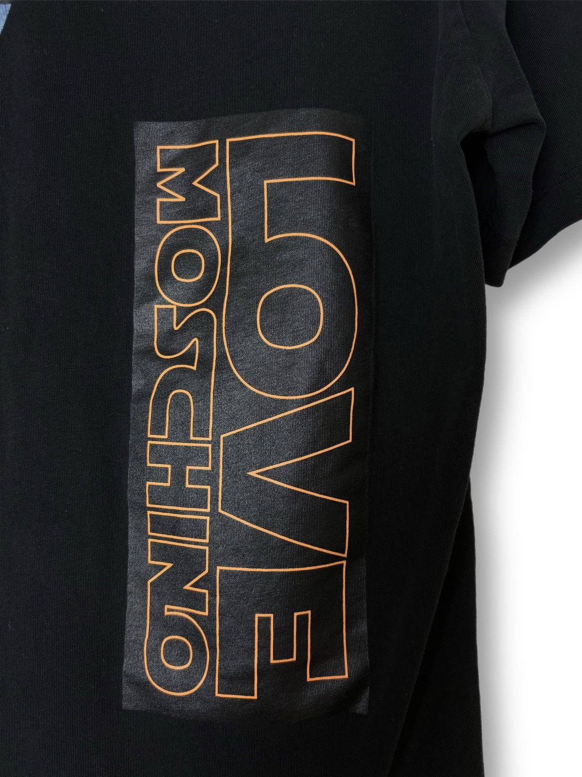 Moschino Love Moschino ‘We Are Not Alone’ Space Tee Size US L / EU 52-54 / 3 - 3 Thumbnail