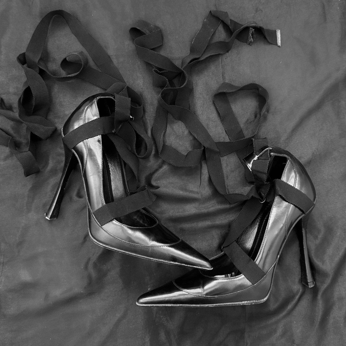 Gucci Gucci by Tom Ford 2002 Runway Lace Up High Heel Size US 8 / IT 38 - 5 Thumbnail