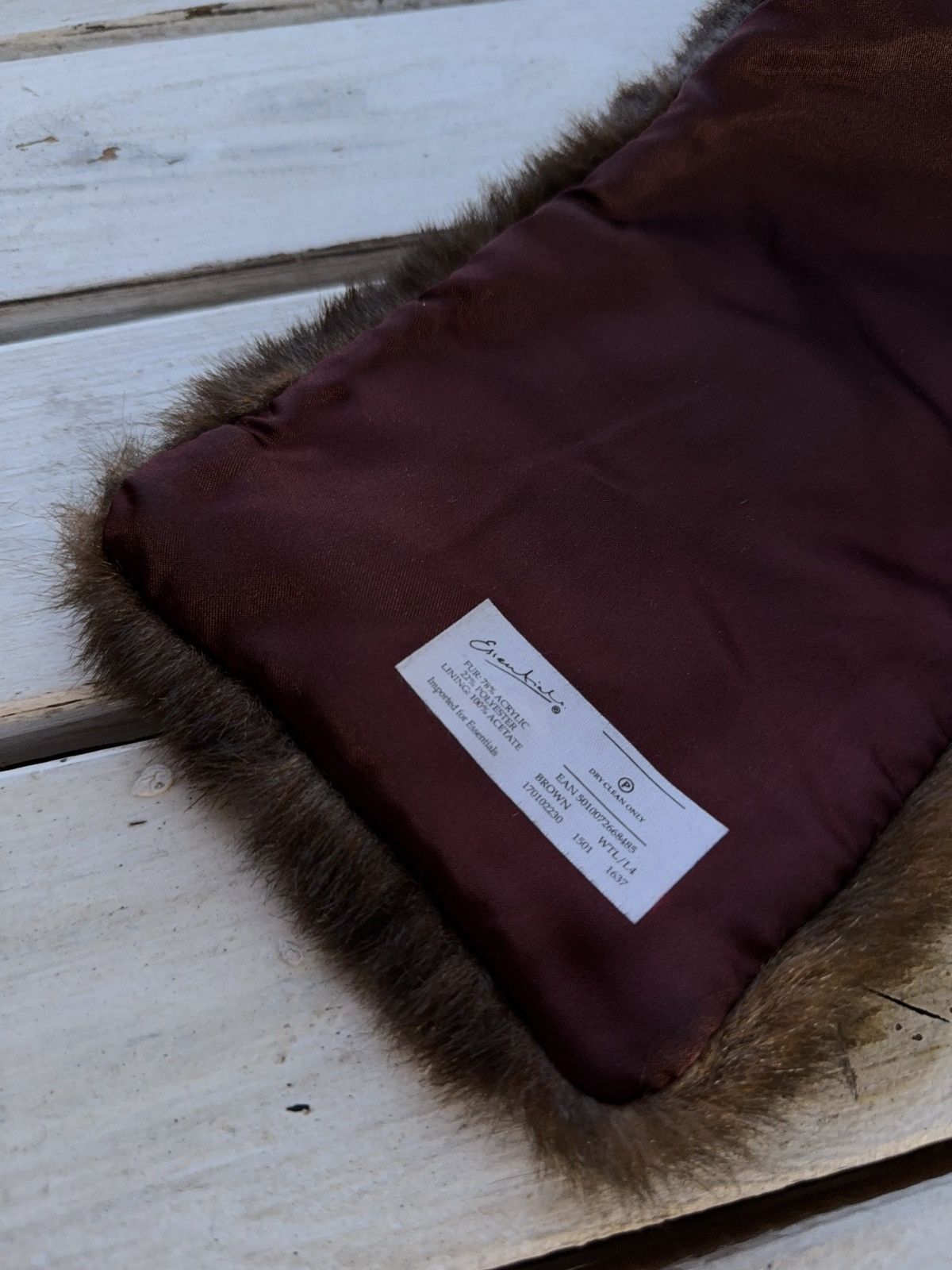 Japanese Brand Vintage 90s Y2K Japanese Style Faux Fur Scarf Brown Wrap Size ONE SIZE - 8 Thumbnail