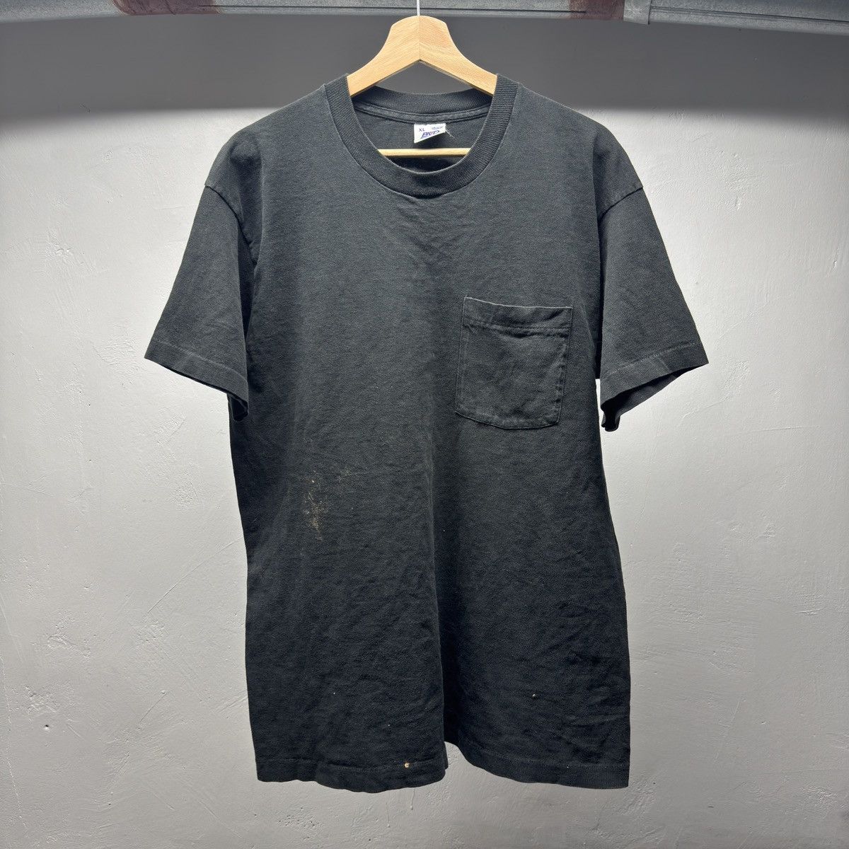Vintage 90s Faded Thrashed Blank Black Pocket Shirt ERD Grunge Size US XL / EU 56 / 4 - 1 Thumbnail