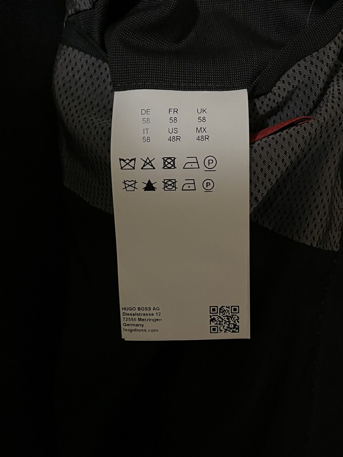 Hugo × Hugo Boss Hugo Boss 2 Piece Suit size 48R US (NEED GONE ASAP) Size 48R - 5 Thumbnail