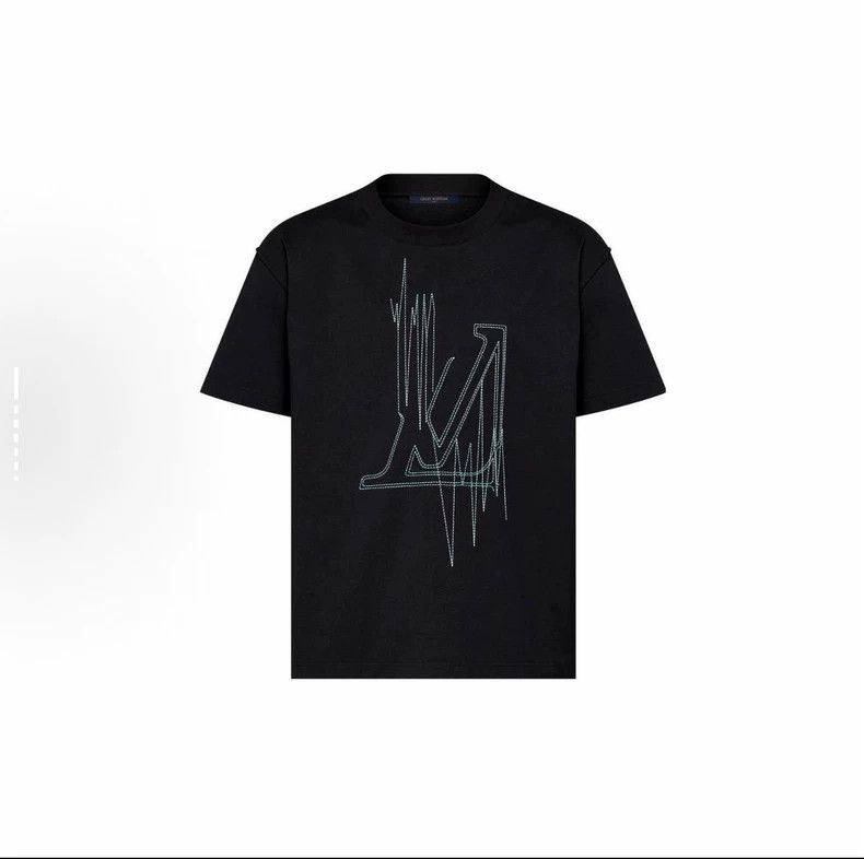 Louis Vuitton Louis Vuitton Embroidered graphic short sleeve Size US S / EU 44-46 / 1 - 1 Thumbnail
