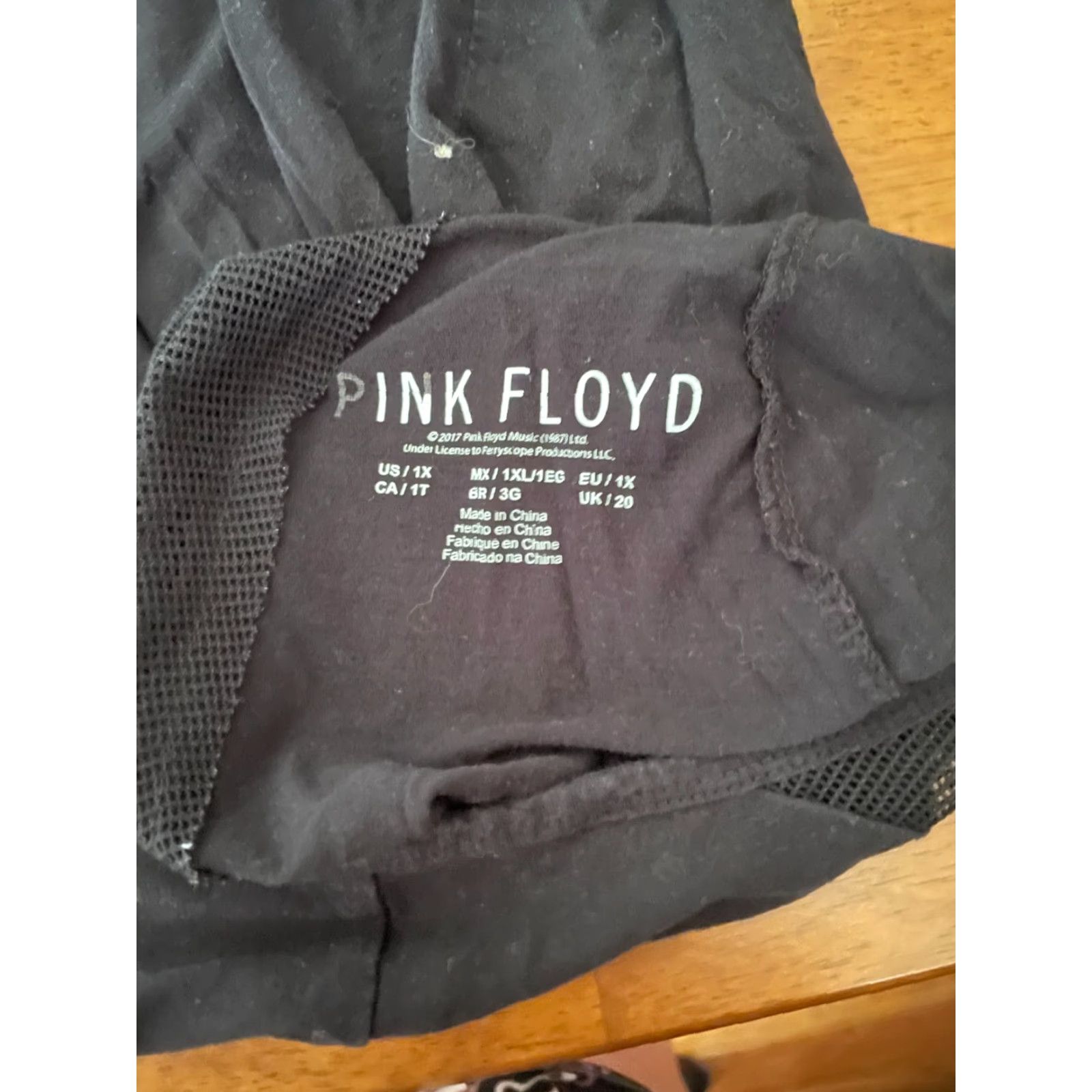Vintage Womens XL Pink Floyd Cropped Shirt Short Sleeve Black T-Shirt Size XL / US 12-14 / IT 48-50 - 3 Thumbnail