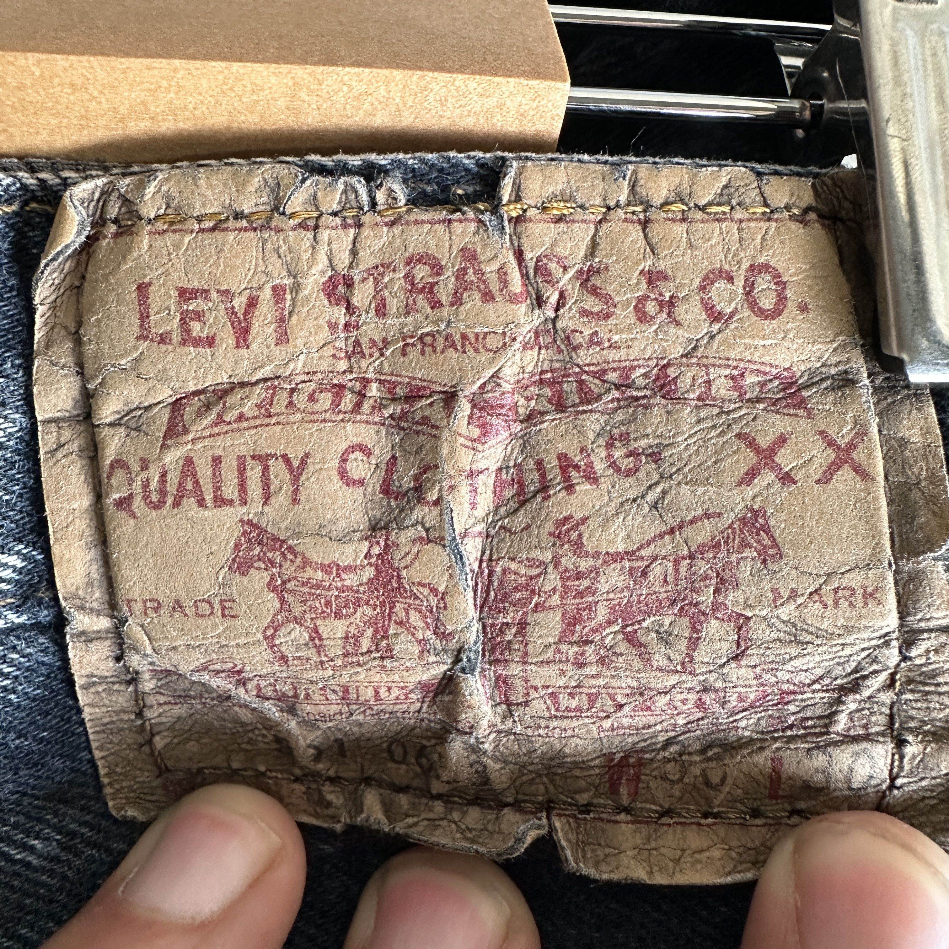 Levi's Vtg Levis 501 Jeans Mens 36x30 Black Button Fly Made in USA Size US 36 / EU 52 - 11 Thumbnail