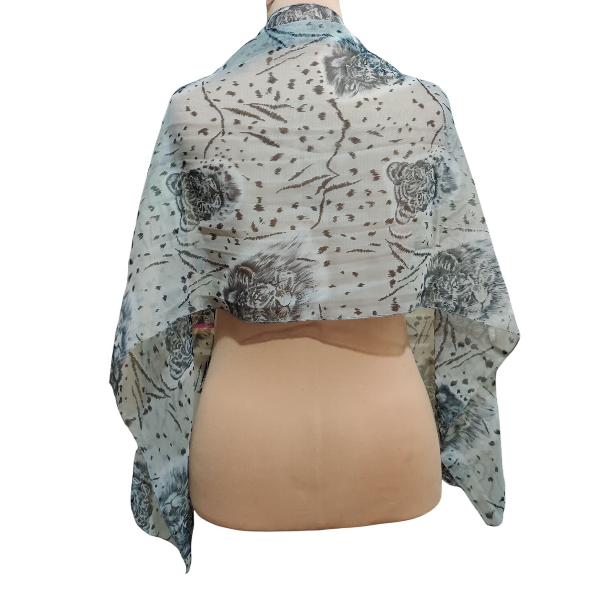 Other Sheer Gray Animal Print Scarf Lightweight Lion Leopard Graph Size ONE SIZE - 3 Thumbnail