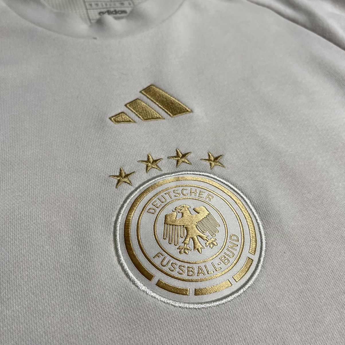 Adidas × Vintage NWT GERMANY ADIDAS 2022/2023 FOOTBALL SOCCER CREW SWEATSHIRT Size US S / EU 44-46 / 1 - 4 Thumbnail