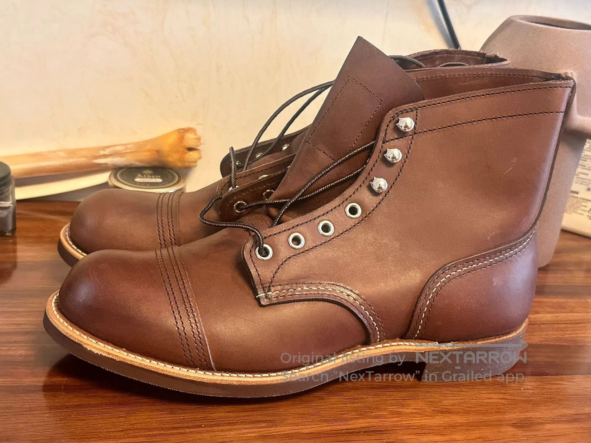 Red Wing Red Wing 8111 Boot. Size US 7 / EU 40 - 2 Thumbnail