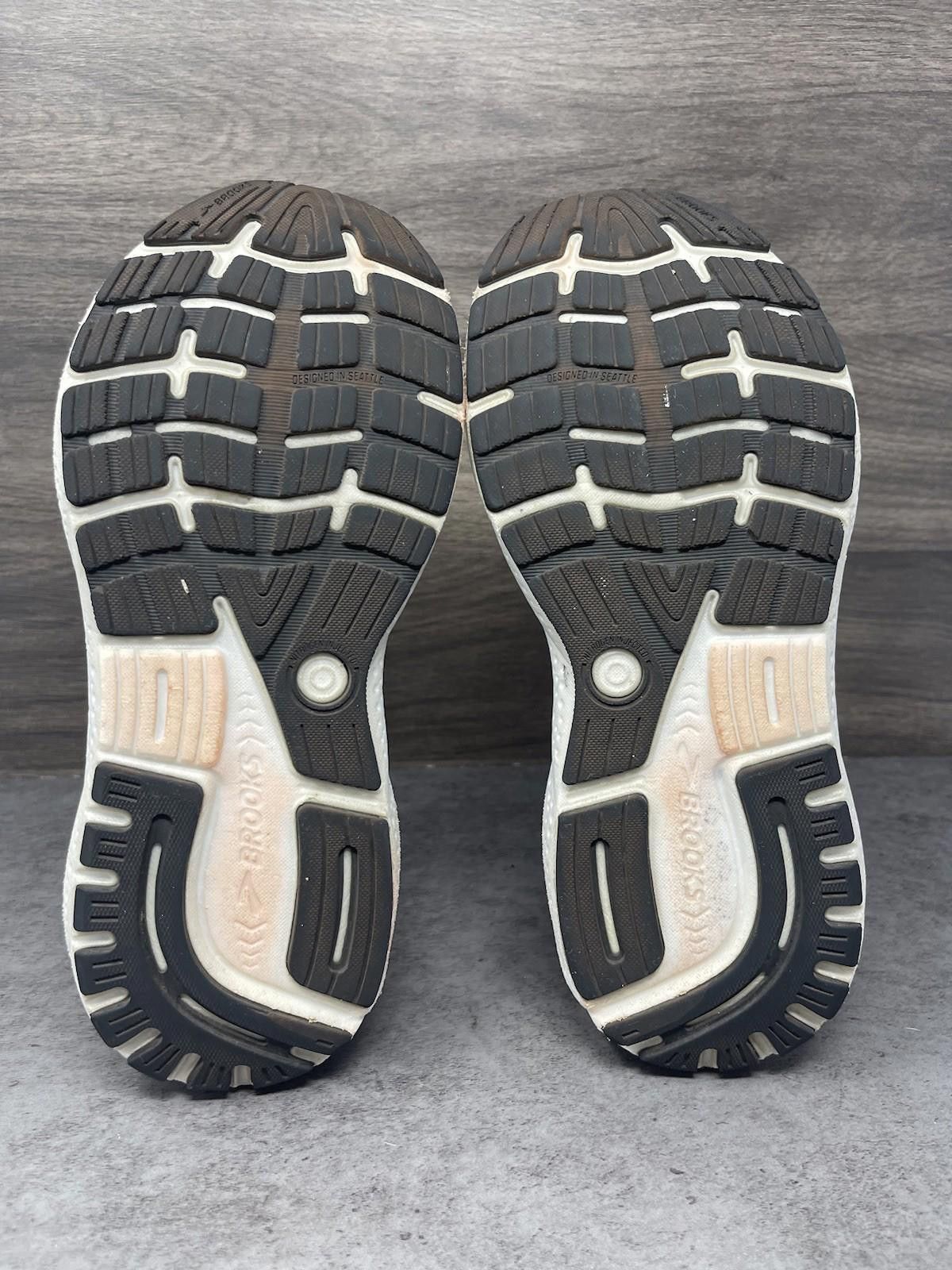 Brooks Brooks Ghost 16 Shoes Womens Size 9 Sneakers Black Grey Size US 9 / IT 39 - 8 Thumbnail