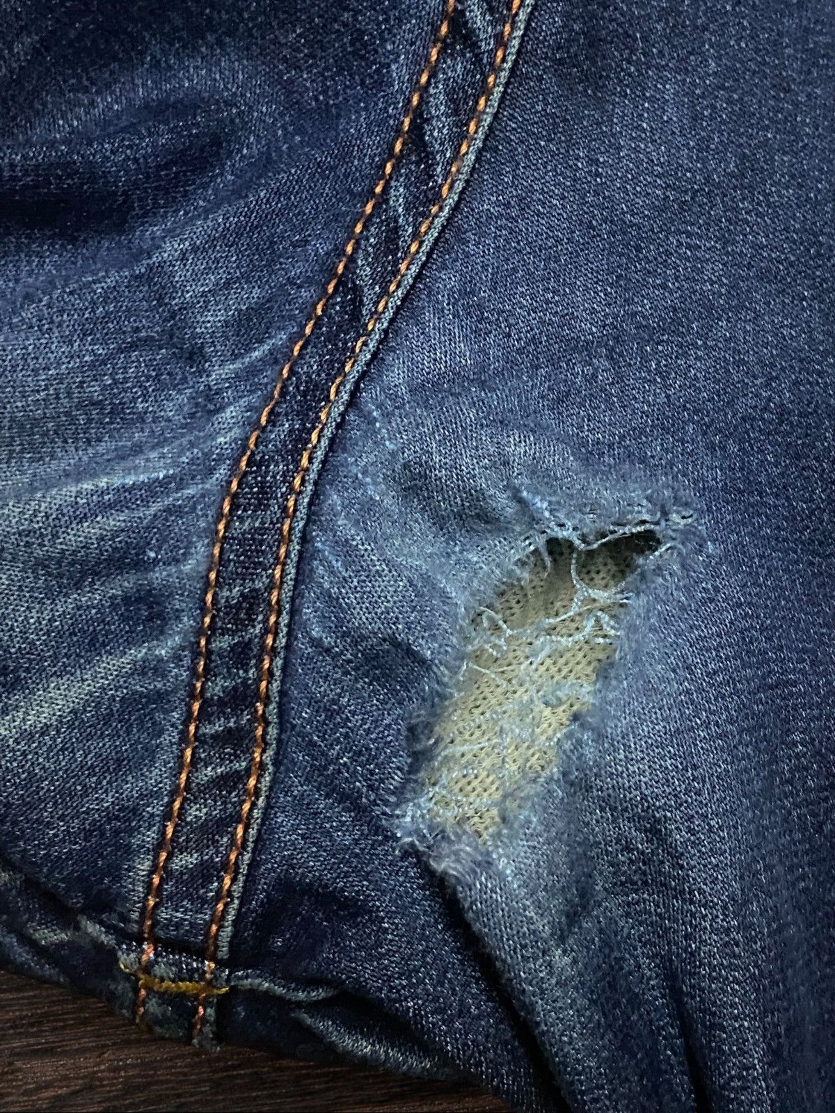 Vintage Jacob Cohen Blue Wash Distressed Slim Fits Jeans