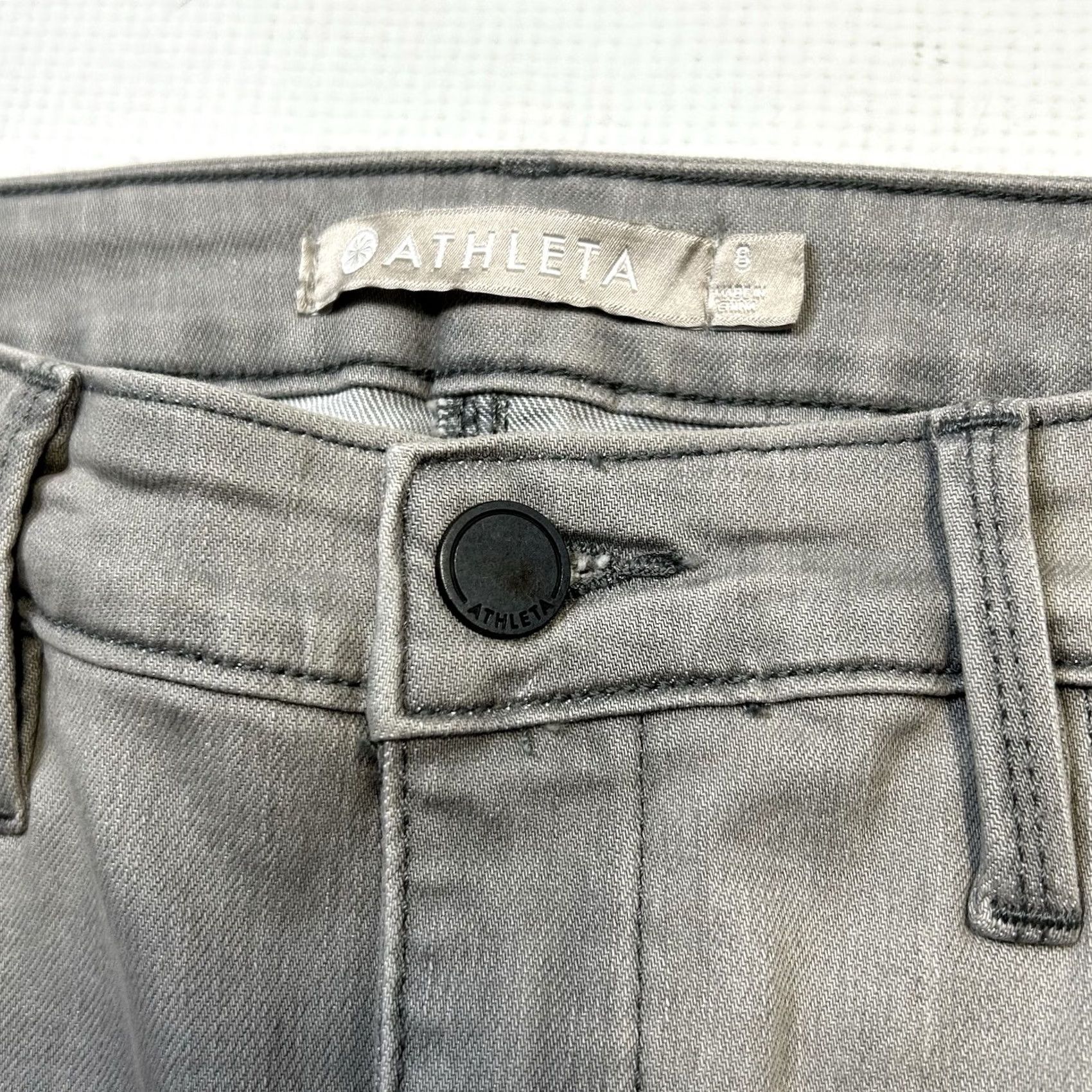 Athleta Athleta Sculptek Gray Crop Skinny Jeans Size 8 Inseam 26” Kenai Wash Denim Stretch Size 30" / US 8 / IT 44 - 4 Thumbnail