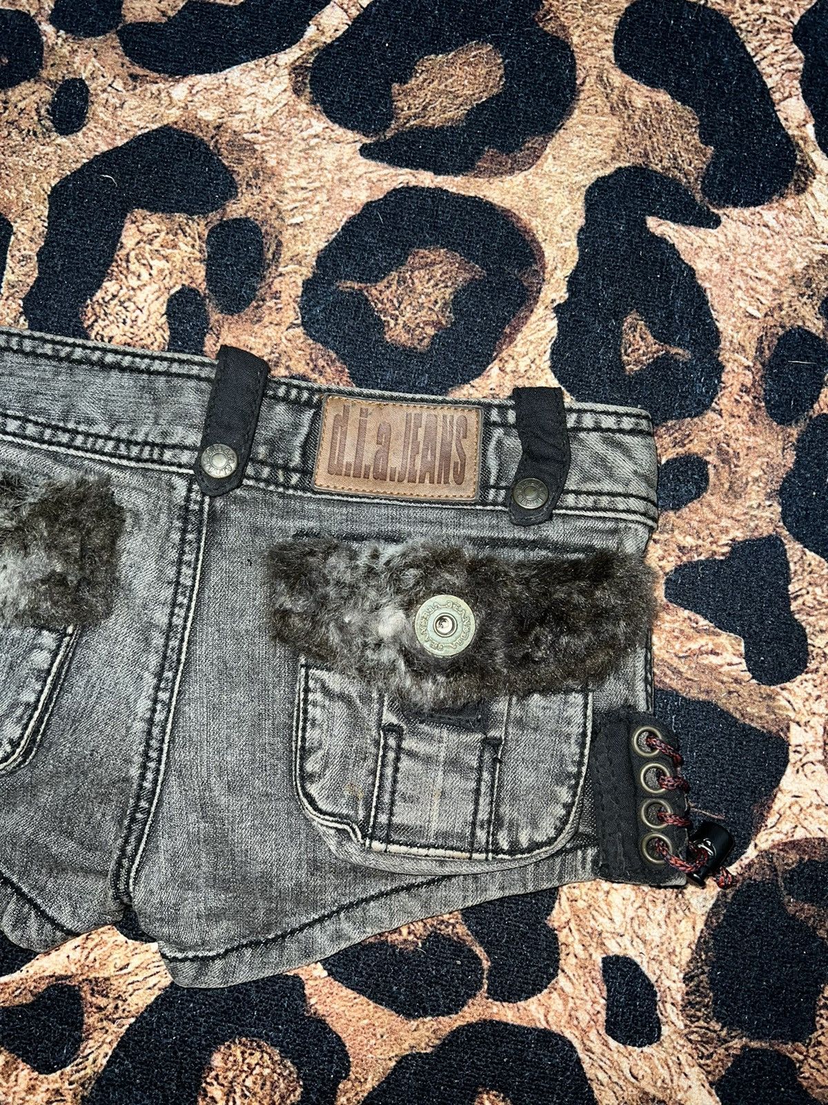 Japanese Brand ➕Super Rare D.i.a. Gyaru shorts 💗🖤 Size 26" / US 2 / IT 38 - 7 Thumbnail