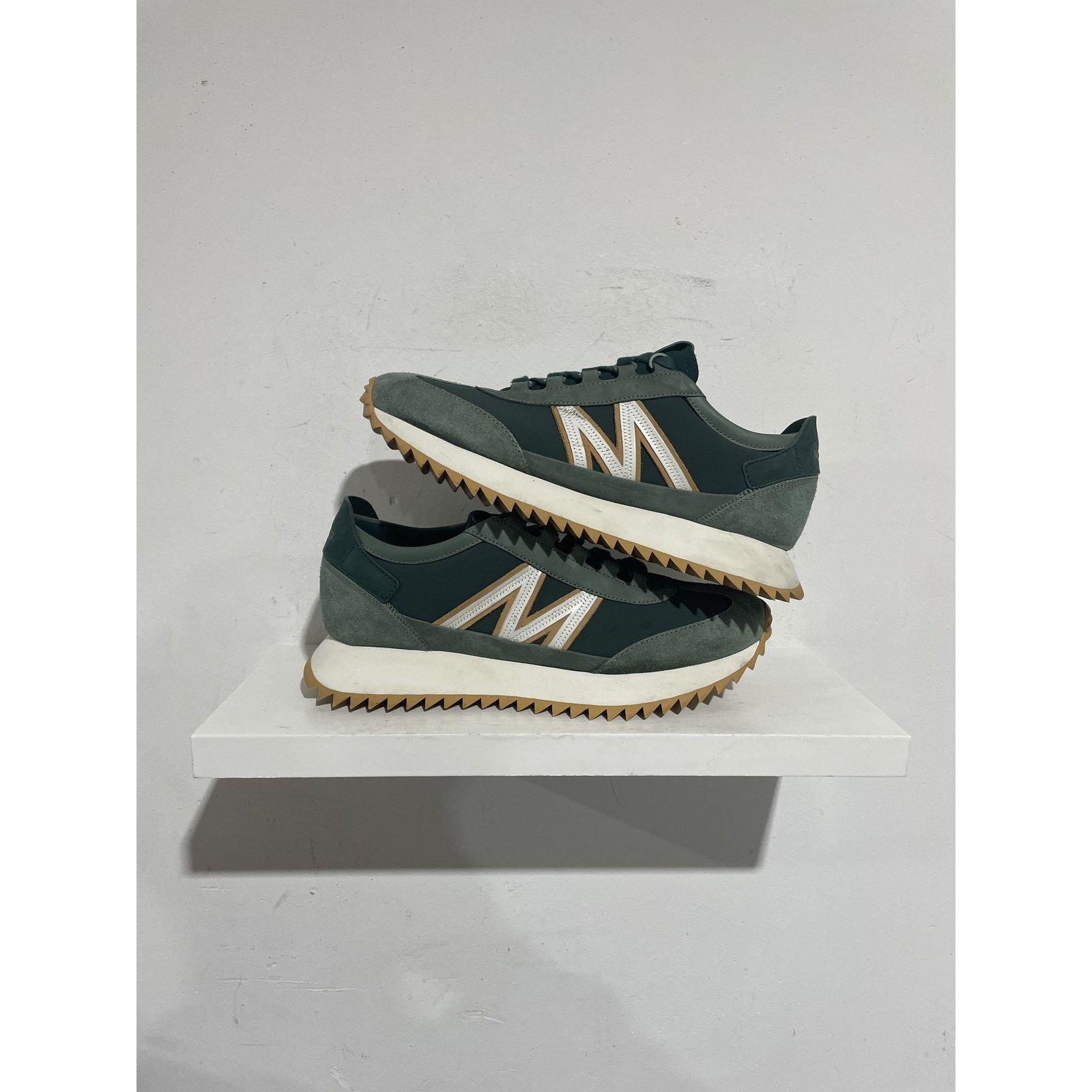 Moncler MONCLER PACEY 2 GREEN SNEAKER SIZE 41 (US 8) PREOWNED Size US 8 / EU 41 - 1 Thumbnail