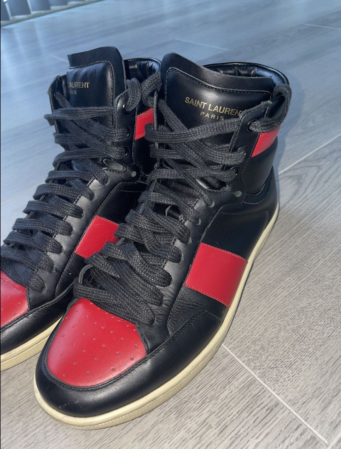 Yves Saint laurent Court Classic SL/10H Sneakers in leather
