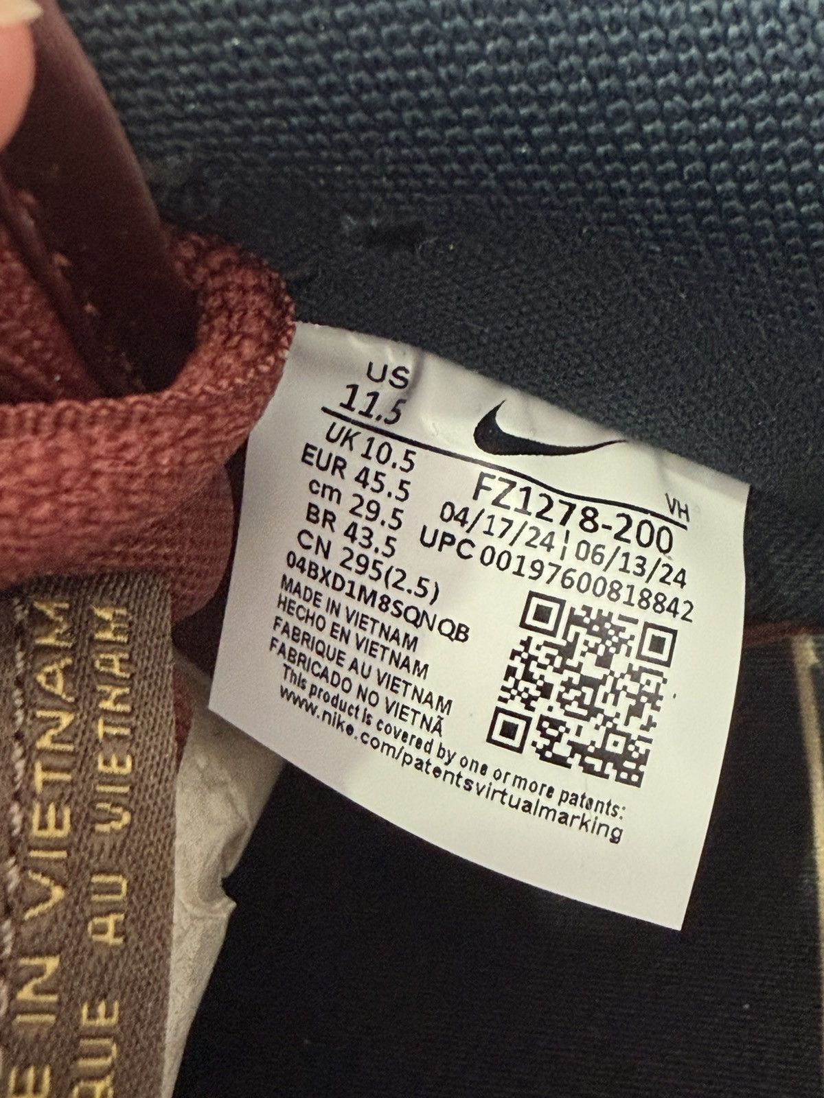 Nike Nike SB Dunk Low City of Cinema Size: US M 11.5 New Size US 11.5 / EU 44-45 - 8 Thumbnail