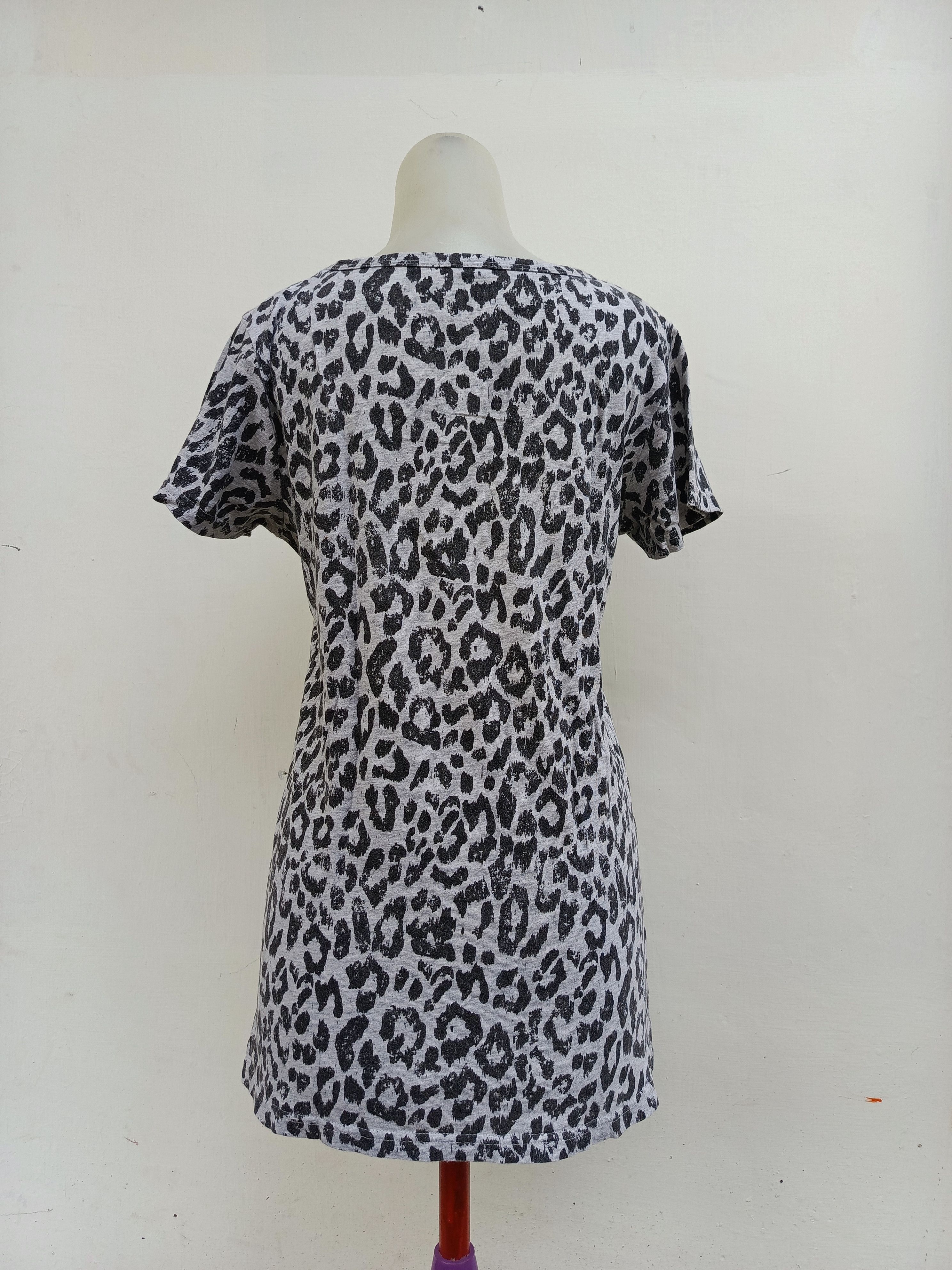 Japanese Brand Splurge Diva Parties Y2K Leopard Print Graphic T-Shirt Size L / US 10 / IT 46 - 4 Thumbnail