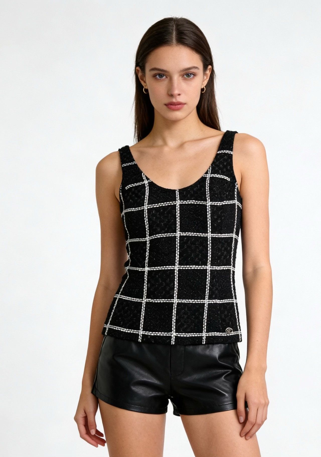 Chanel Chanel 20S Black Plaid Vest Size XS / US 0-2 / IT 36-38 - 1 Thumbnail