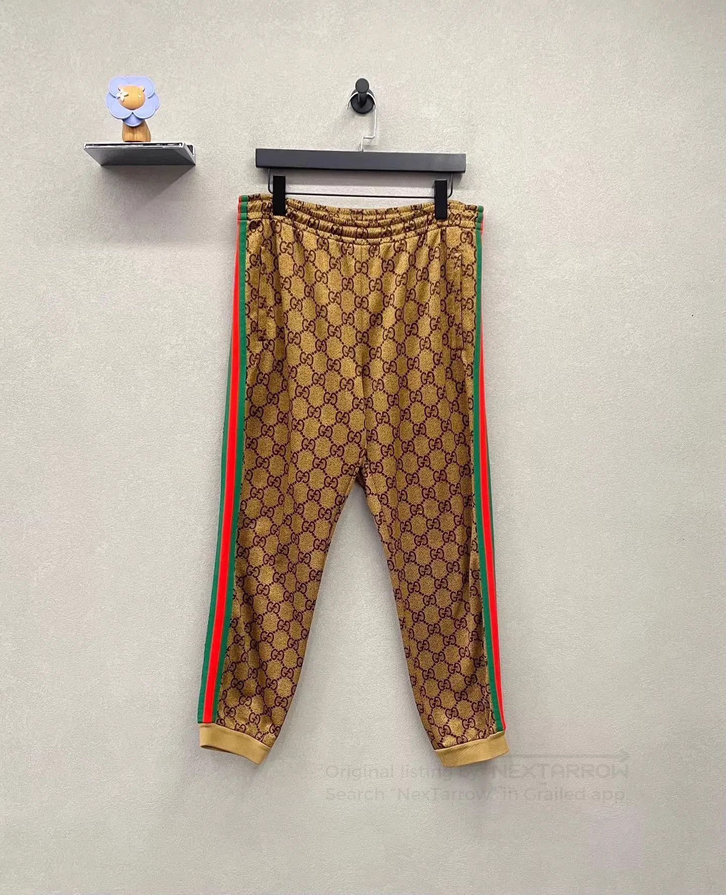 Gucci Beige Patterned Casual Pants with Side Stripes. Size US 32 / EU 48 - 1 Thumbnail