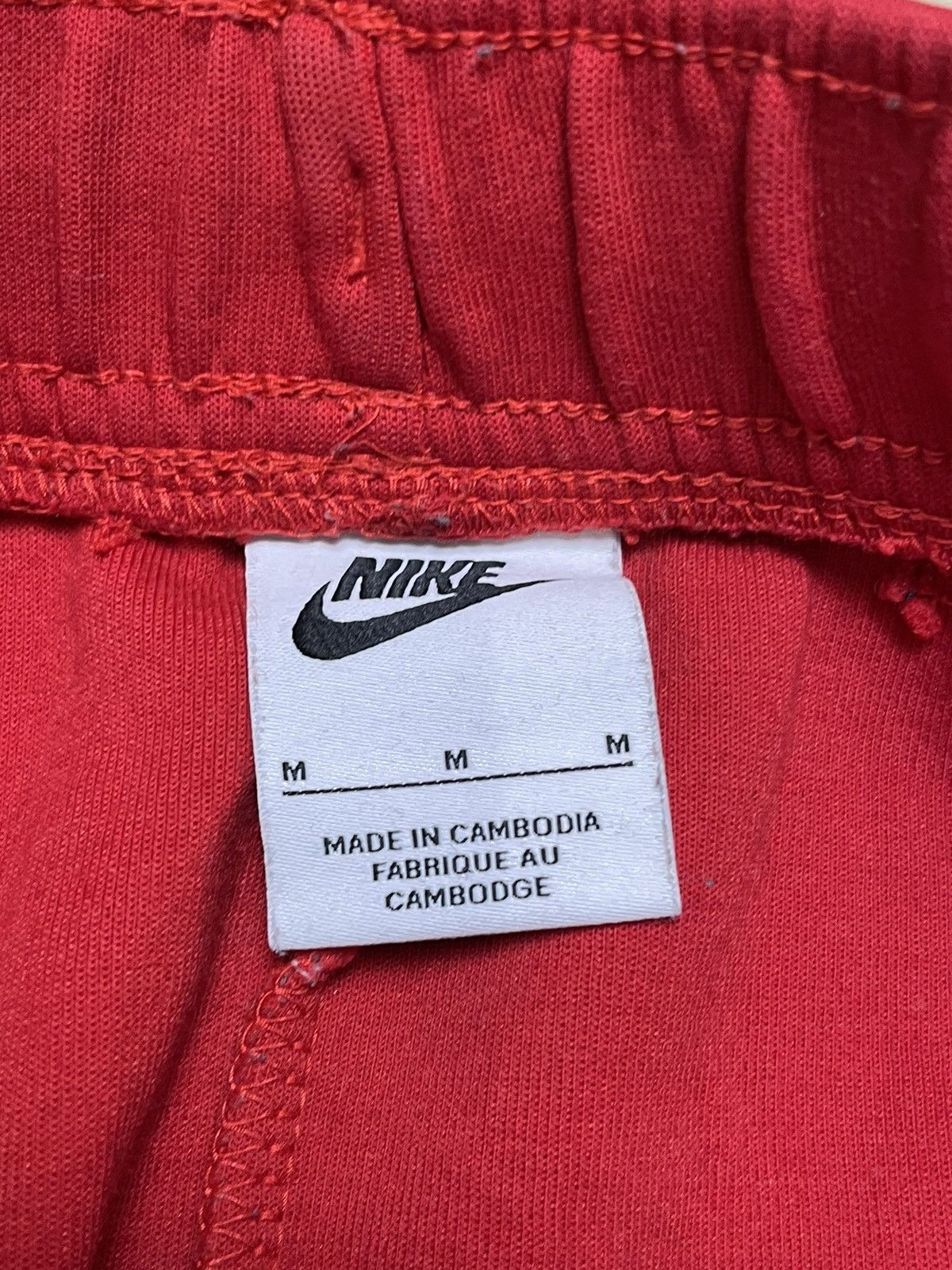 baggy nike tech fleece