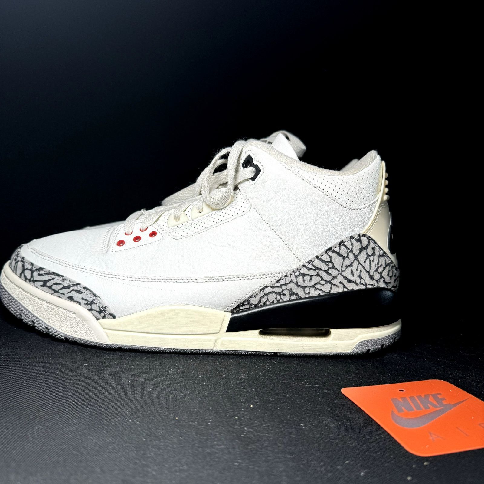 Jordan Brand × Nike Size 9.5 - Nike Air Jordan 3 Retro White Cement Reimagined Size US 9.5 / EU 42-43 - 8 Thumbnail