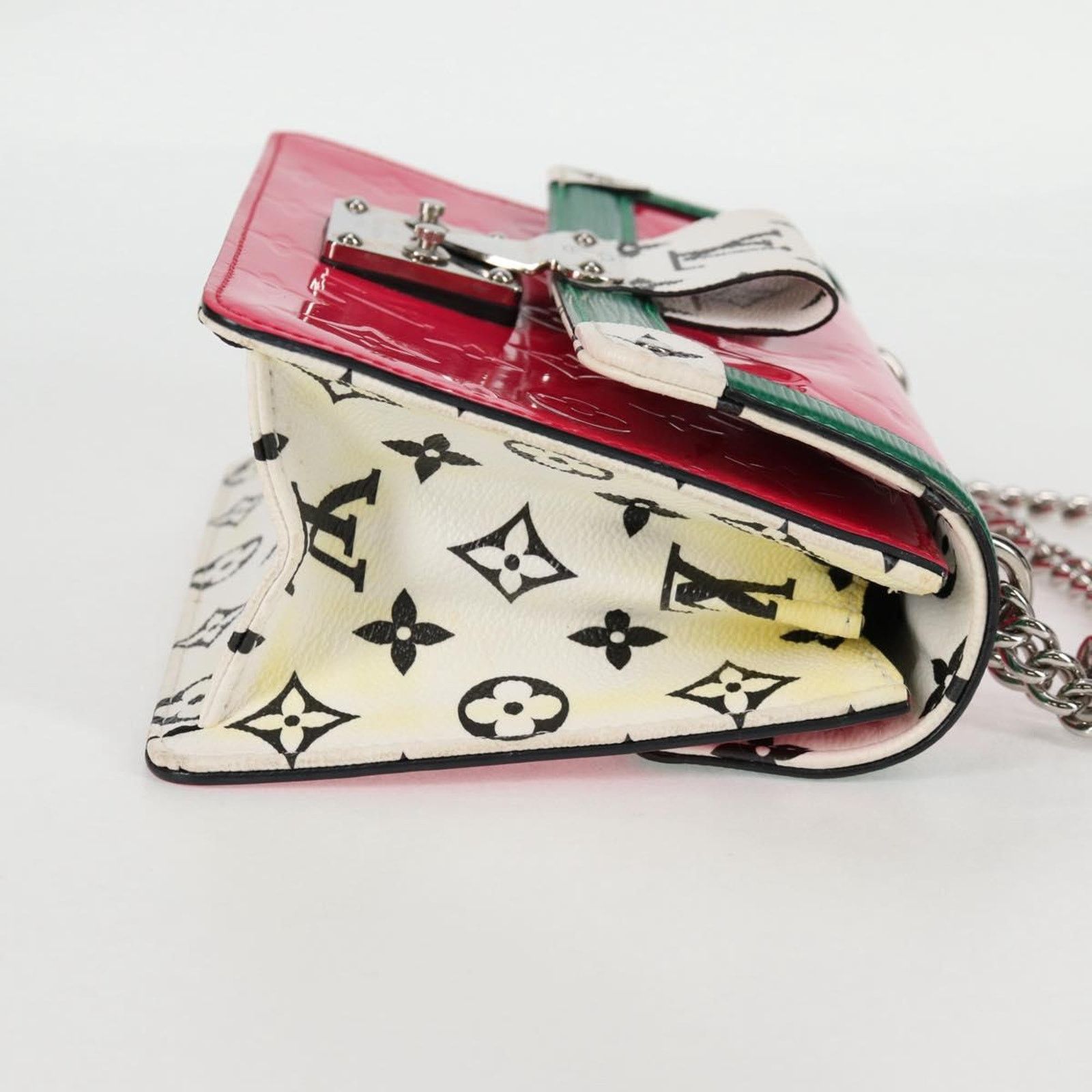 Louis Vuitton Pink Patent Leather Wynwood