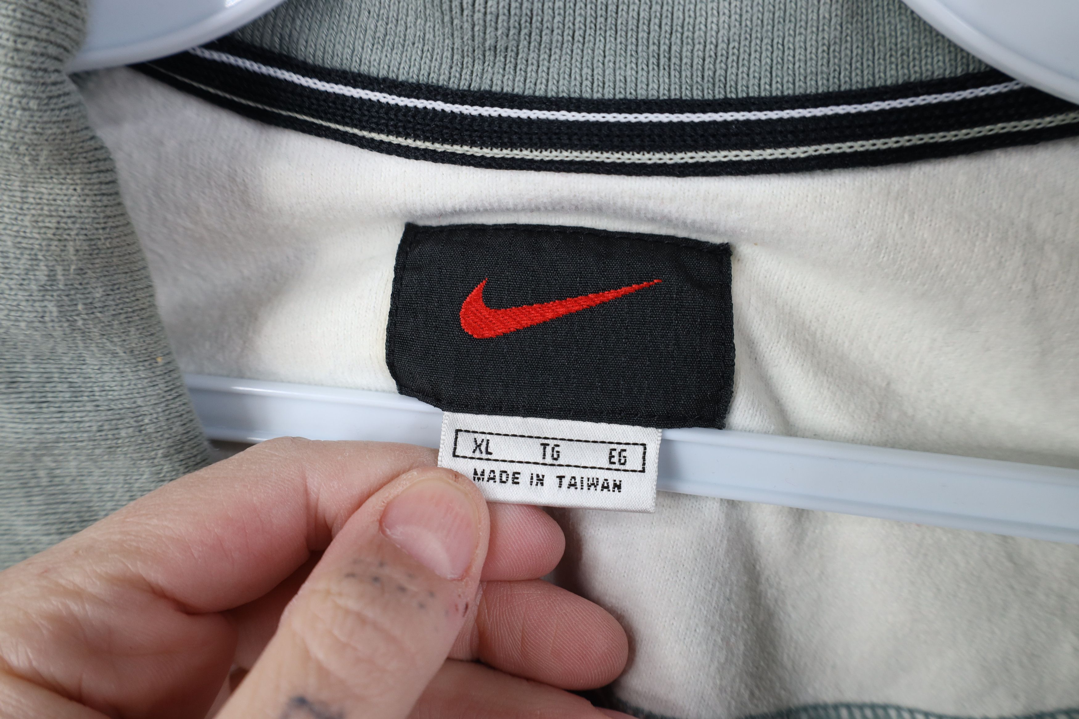 Nike Vintage 90s Nike Scott Center Swoosh Heavyweight Polo Shirt Size US XL / EU 56 / 4 - 10 Thumbnail