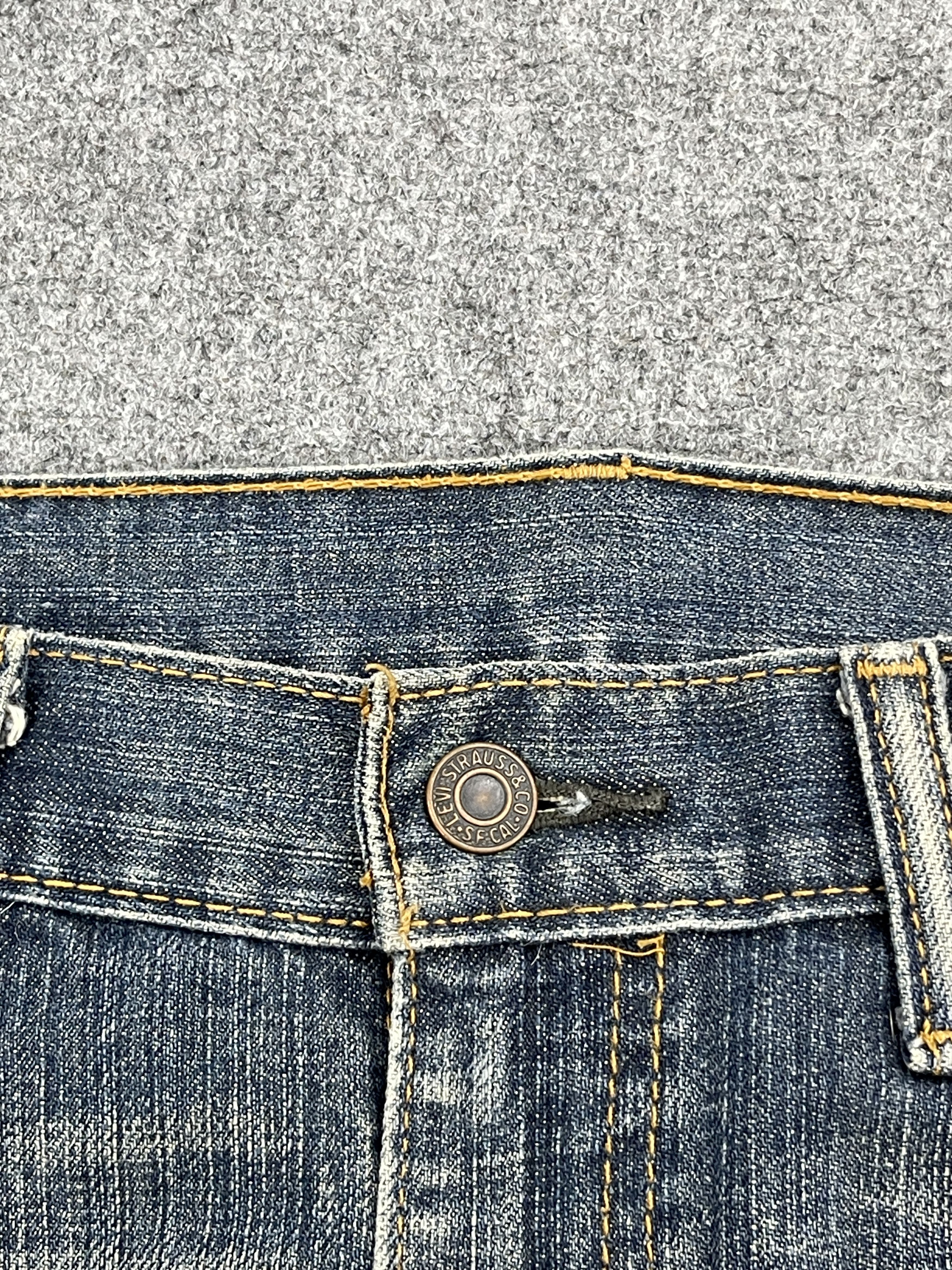 Levi's × Vintage Distressed Faded Blue Vintage Levis 505 Jeans DP2563 Size US 33 - 14 Thumbnail