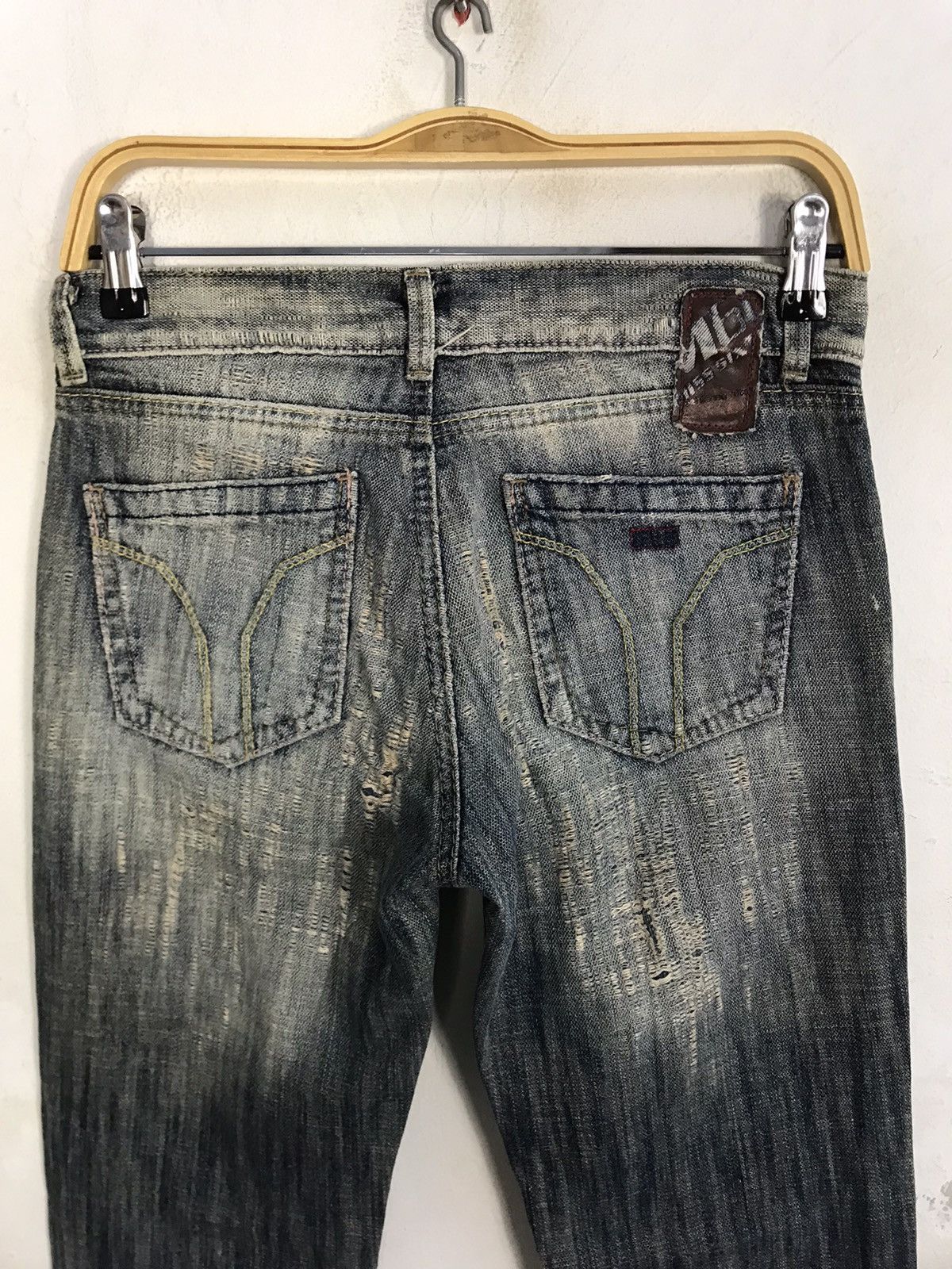 Miss Sixty Miss Sixty Distressed Indigo Denim Jeans Relaxed Tapered Size 27" / US 4 / IT 40 - 9 Thumbnail