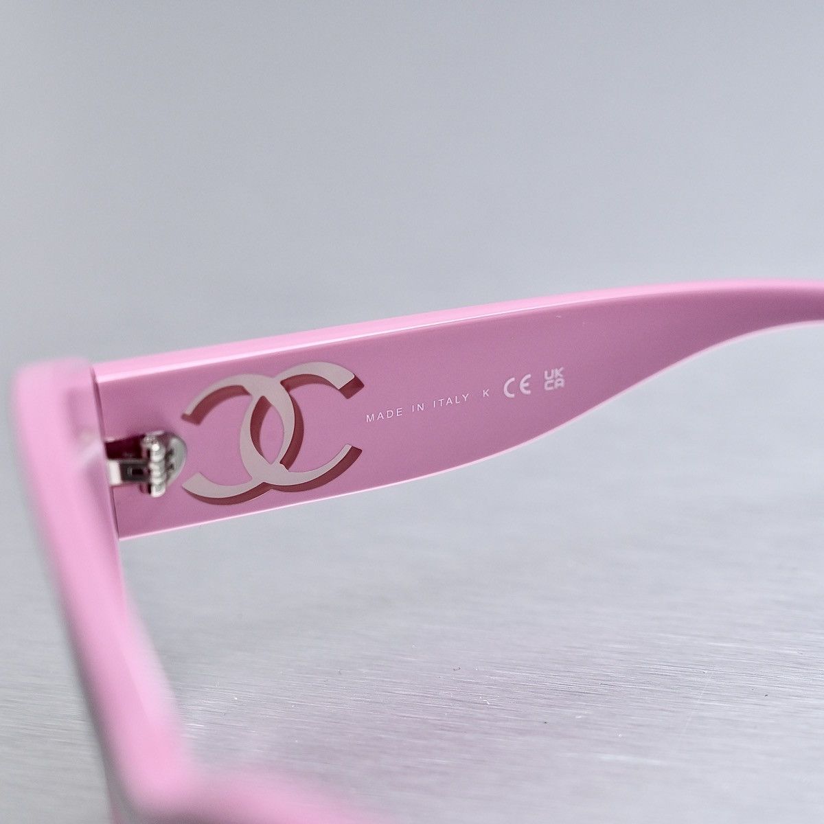 Chanel CHANEL 0CH5528 177653 SUNGLASSES Size ONE SIZE - 4 Thumbnail