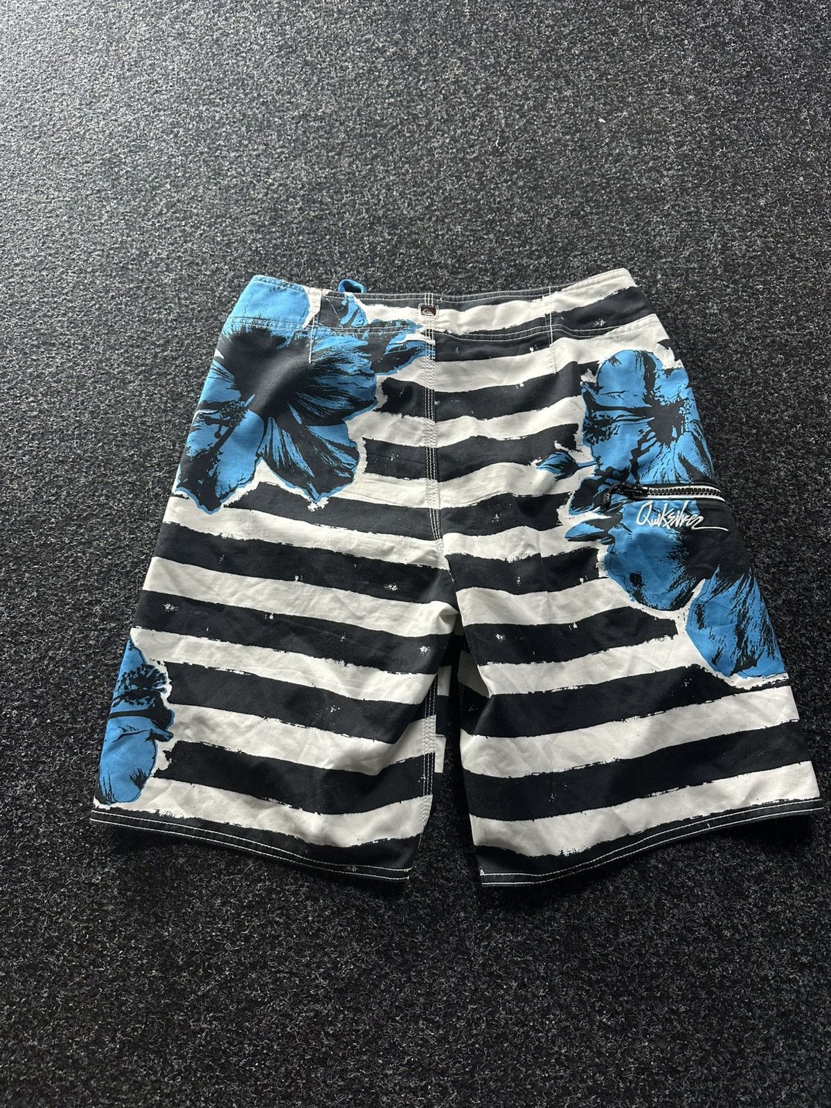 Quiksilver × Vintage 🚨Vintage Quicksilver OVER PRINT Japanese Surf style Shorts Size US 30 / EU 46 - 9 Thumbnail