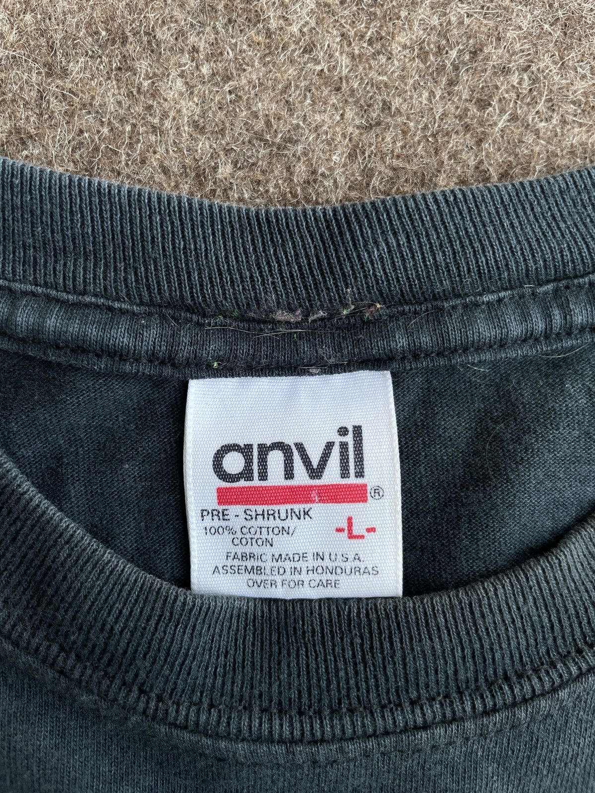 Anvil Anvil Navajo Native Americans Jim Yellowhawk T-Shirt Size US L / EU 52-54 / 3 - 9 Thumbnail