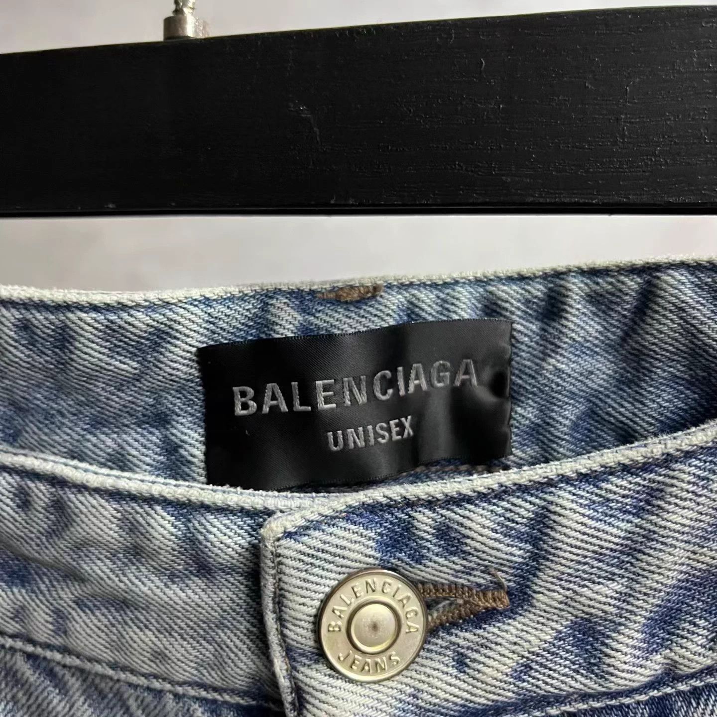Balenciaga Balenciaga Blue Washed Logo Tag Mid-Waist Jeans S Size US 26 / EU 42 - 3 Thumbnail