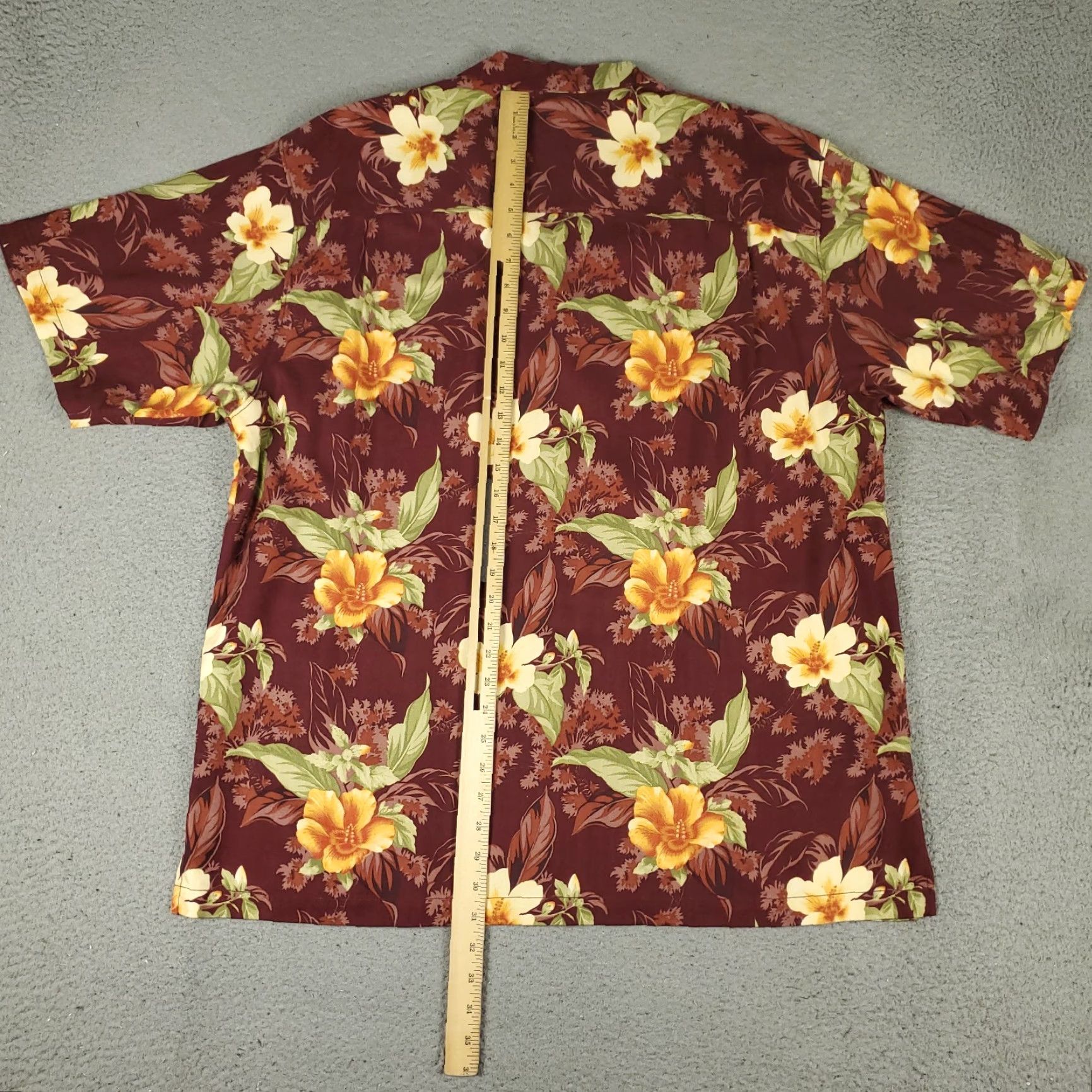 Tommy Bahama Tommy Bahama Shirt Mens XL Red Floral Silk Hawaiian Button Up Short Sleeve Size US XL / EU 56 / 4 - 3 Thumbnail
