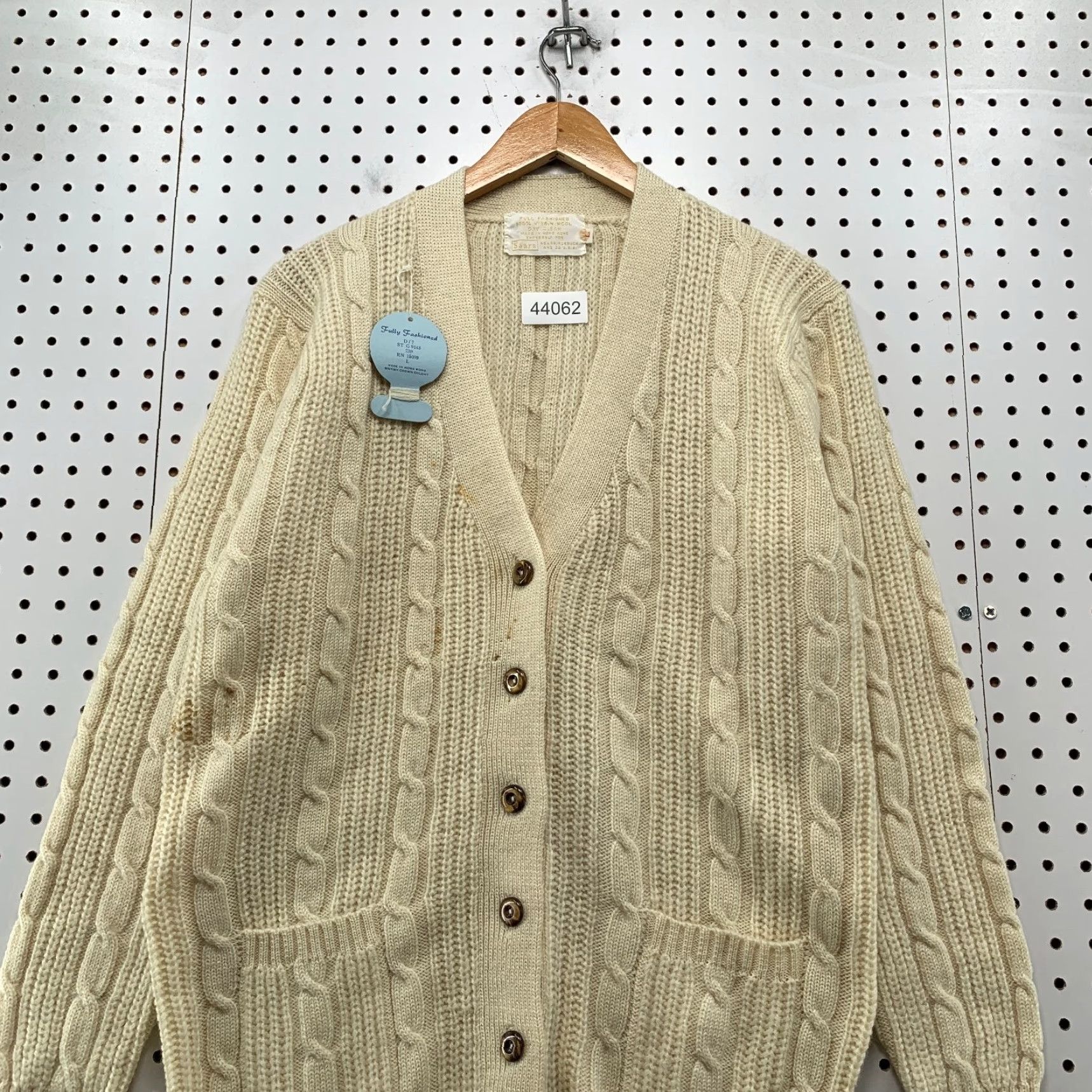 Sears VINTAGE Sears Virgin Wool Cardigan Sweater Beige Womens Large Long Sleeve V-Neck Button Knit Winter Womens Size L / US 10 / IT 46 - 2 Thumbnail