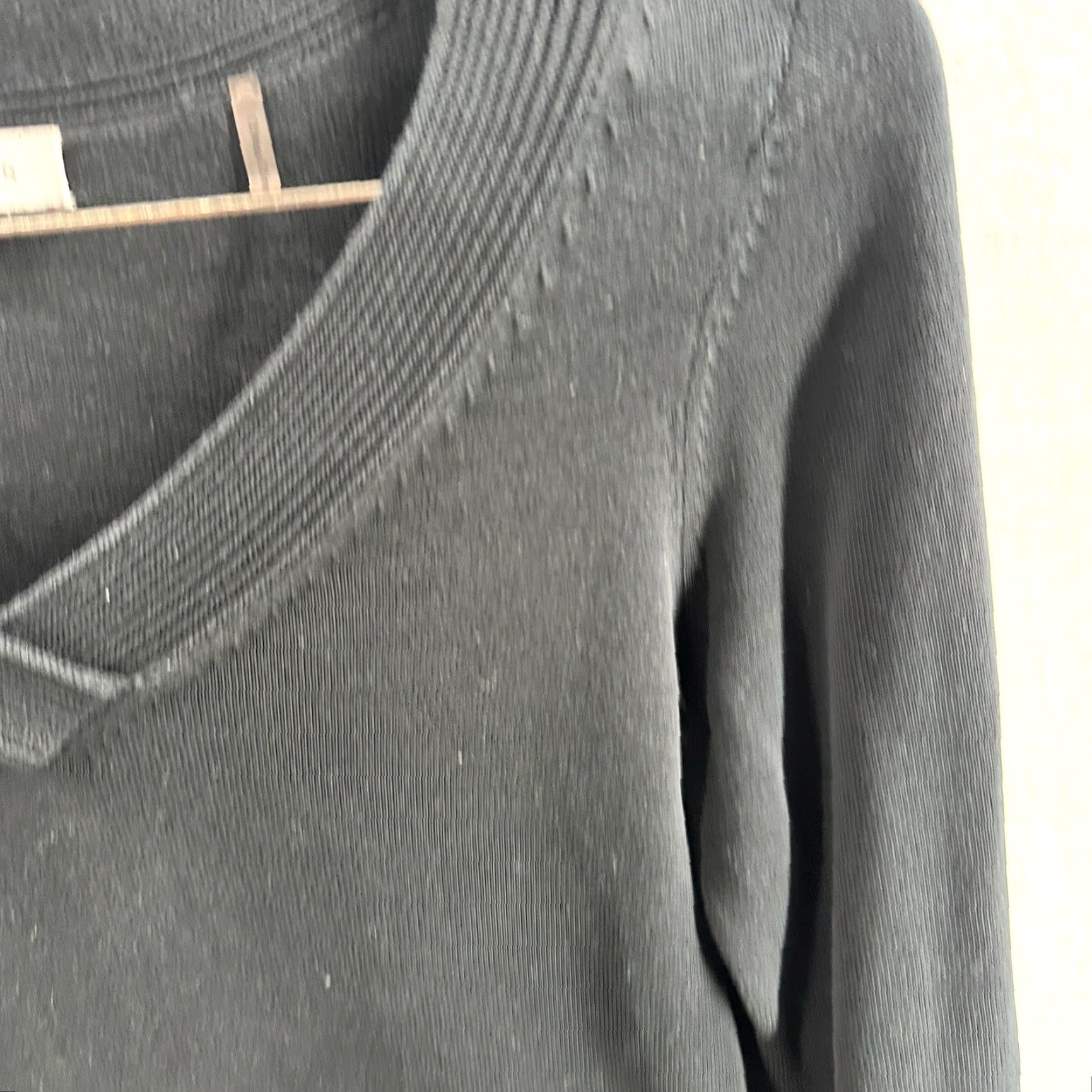 Vintage Kinross Kinross Sweater Womens Small BLue Long Sleeve V Neck Quiet Luxury Cottagecore Size S / US 4 / IT 40 - 6 Thumbnail