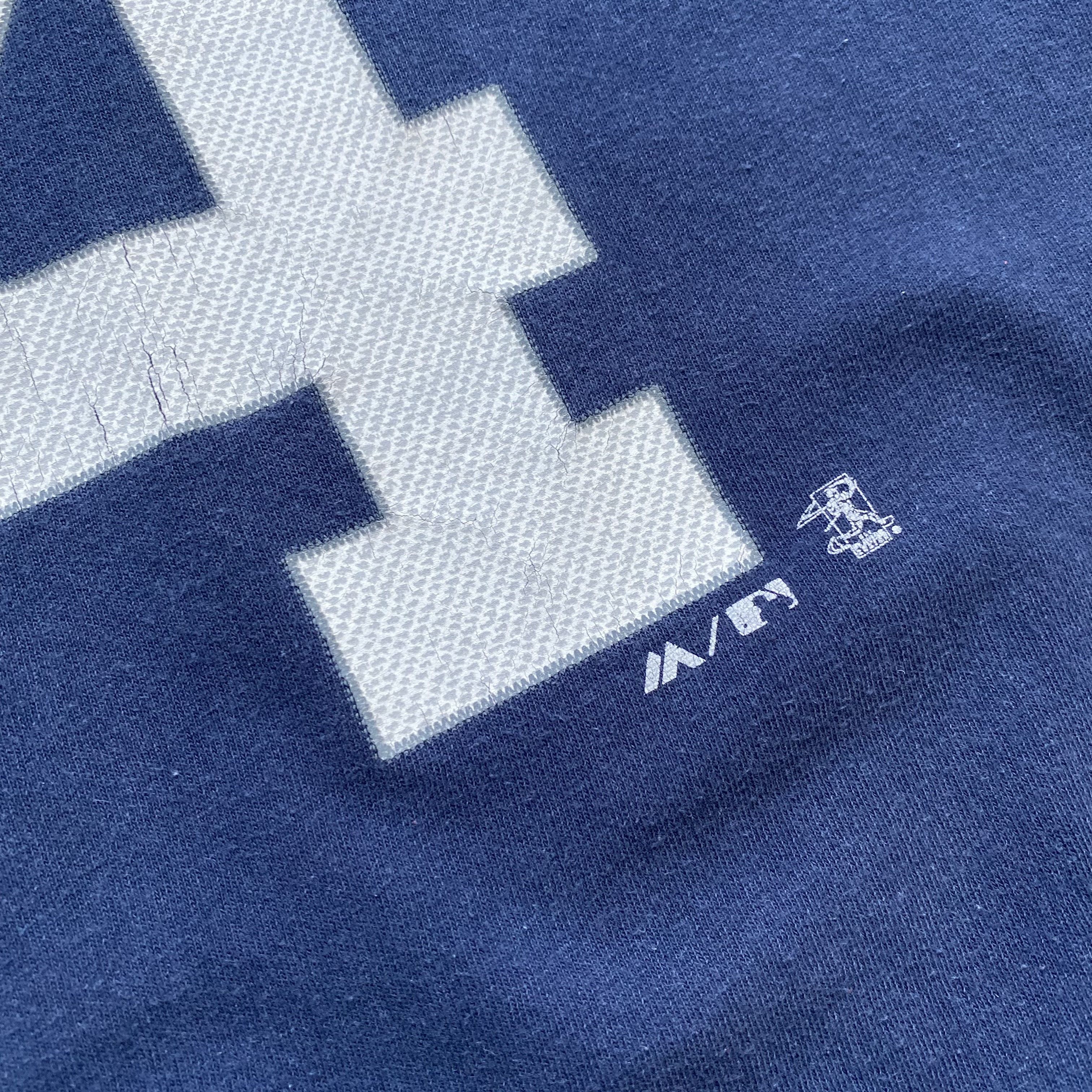 Majestic ⚾️Vintage Majestic New York Yankees Tee player #14 Castro Size US XL / EU 56 / 4 - 9 Thumbnail