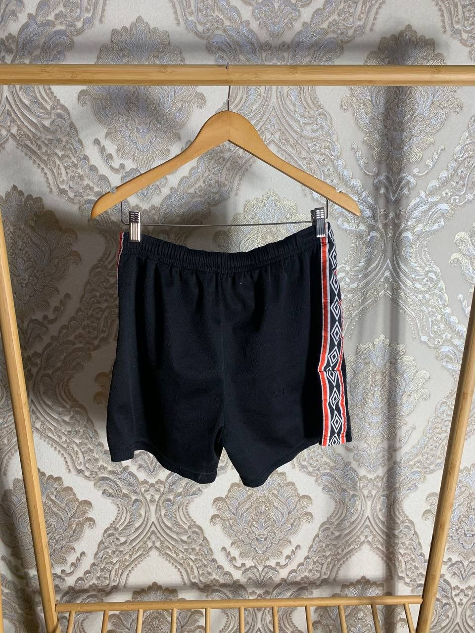Umbro × Vintage VERY RARE UMBRO FC MANCHESTER UNITED ENGLAND SOCCER SHORTS Size US 32 / EU 48 - 10 Thumbnail