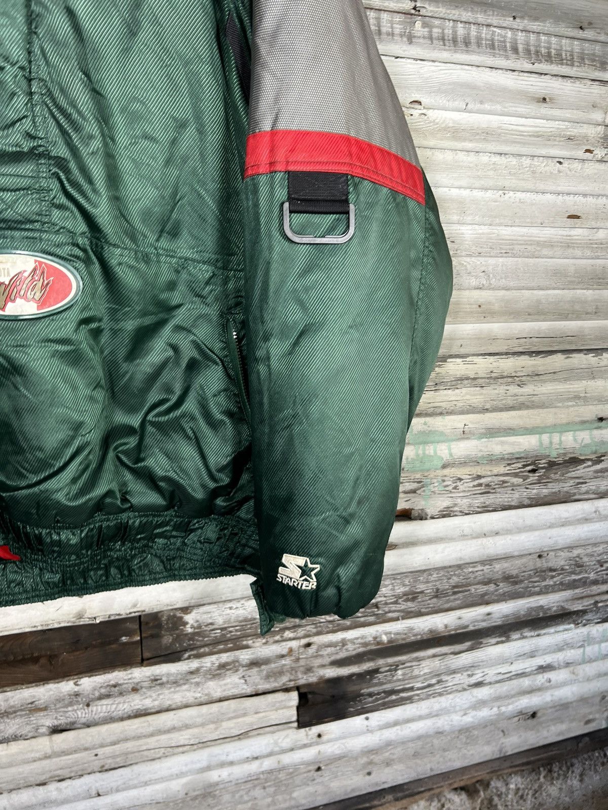 Starter × Vintage Vintage Minnesota Wild Starter Jacket Size US XL / EU 56 / 4 - 4 Thumbnail