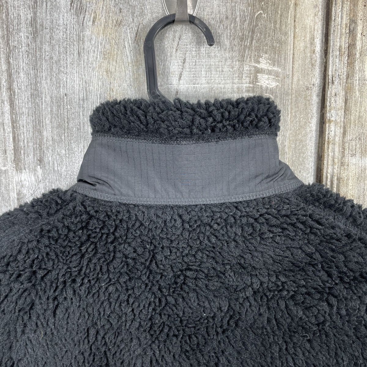 All Blacks × Japanese Brand × Uniqlo Y2k Uniqlo Fleece Sherpa Jacket Size US L / EU 52-54 / 3 - 7 Thumbnail