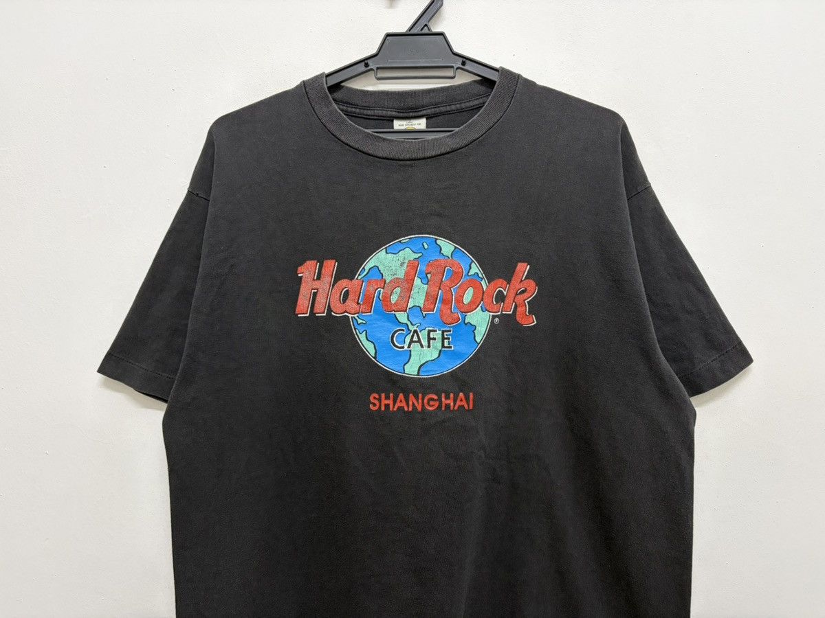 Vintage RARE 90s HARD ROCK CAFE SHANGHAI SINGLE STITCH BEAUTY FADE Size US L / EU 52-54 / 3 - 3 Thumbnail