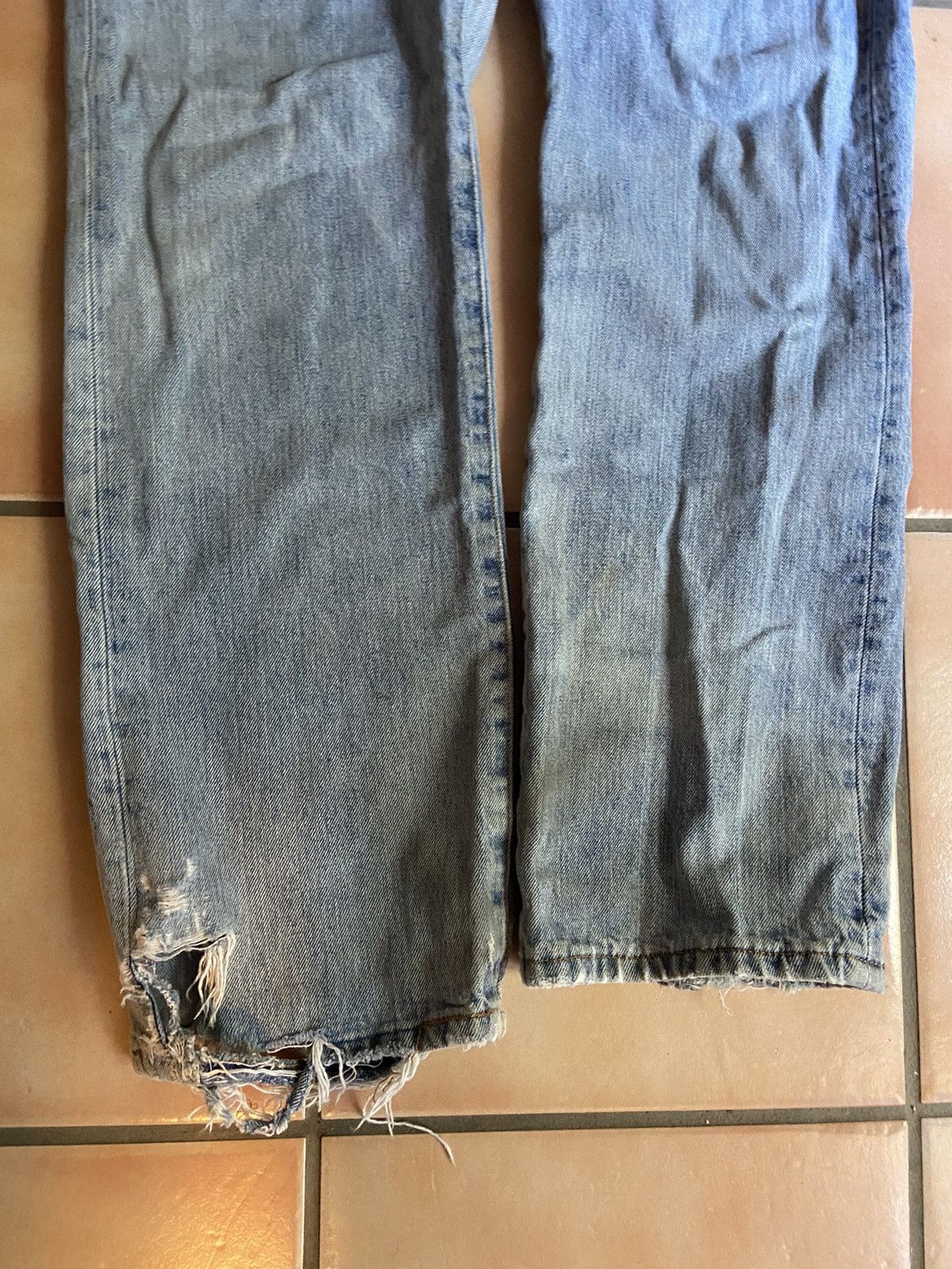 Levi's × Vintage Levis vintage light wash denim Size US 32 / EU 48 - 2 Thumbnail