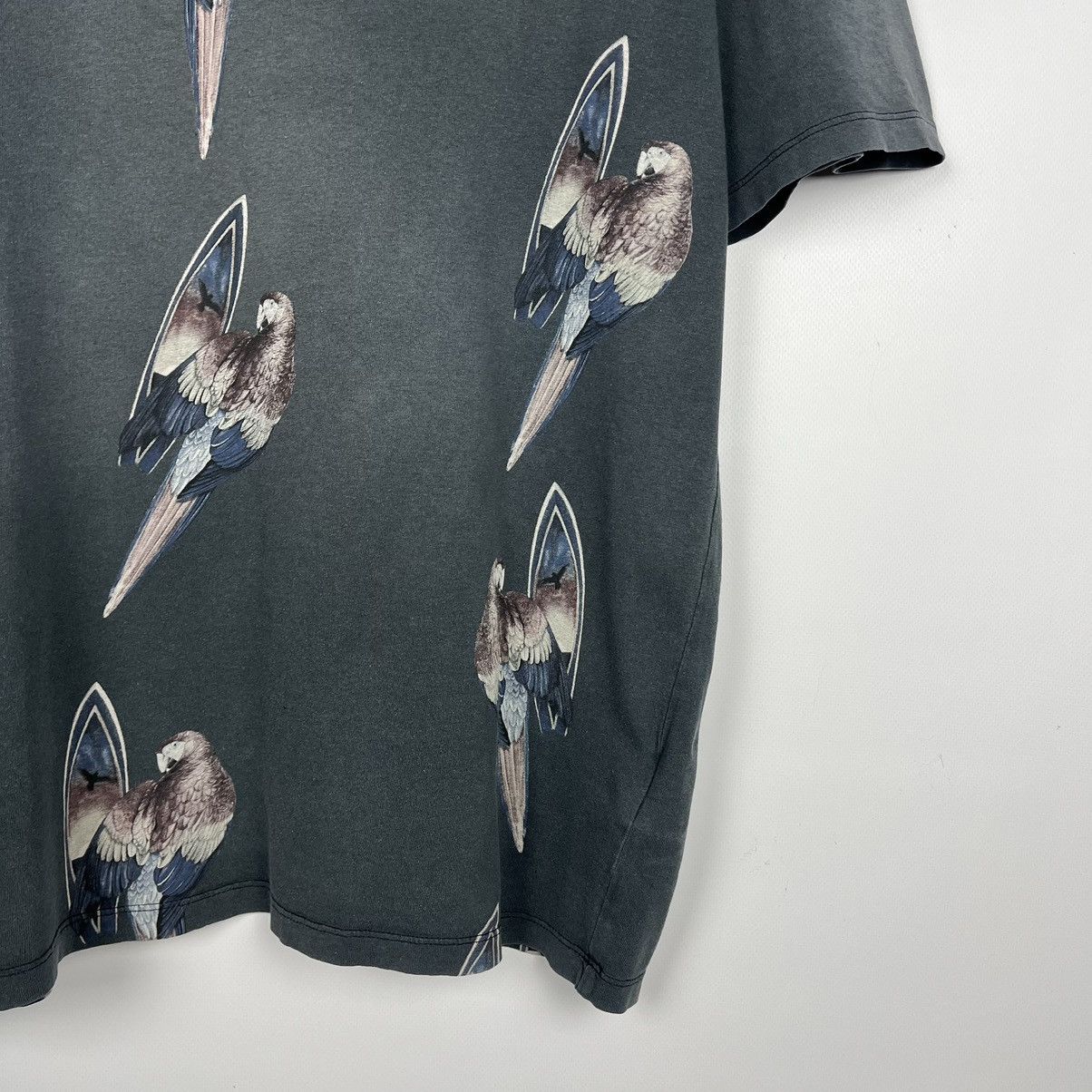 Allsaints Designer Allsaints surfin bird oversize fit y2k tee Size US M / EU 48-50 / 2 - 4 Thumbnail