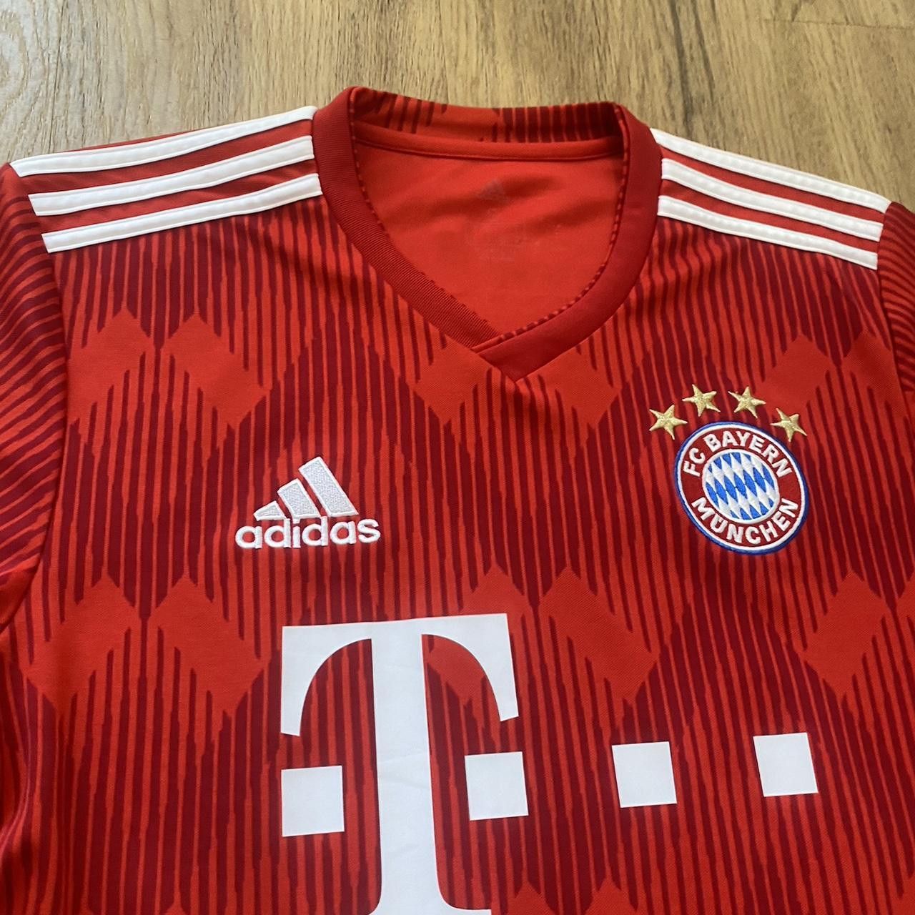 Adidas 2018-19 *25 Müller Bayern Munich Adidas Home Football Shirt Size US S / EU 44-46 / 1 - 4 Thumbnail