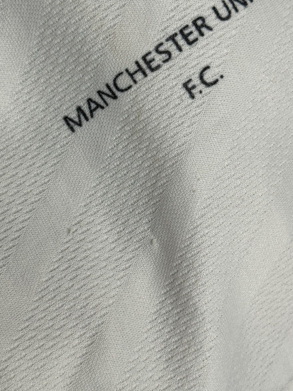 Umbro Manchester United 96/97 Away Football Jersey T-Shirt Size US XS / EU 42 / 0 - 6 Thumbnail