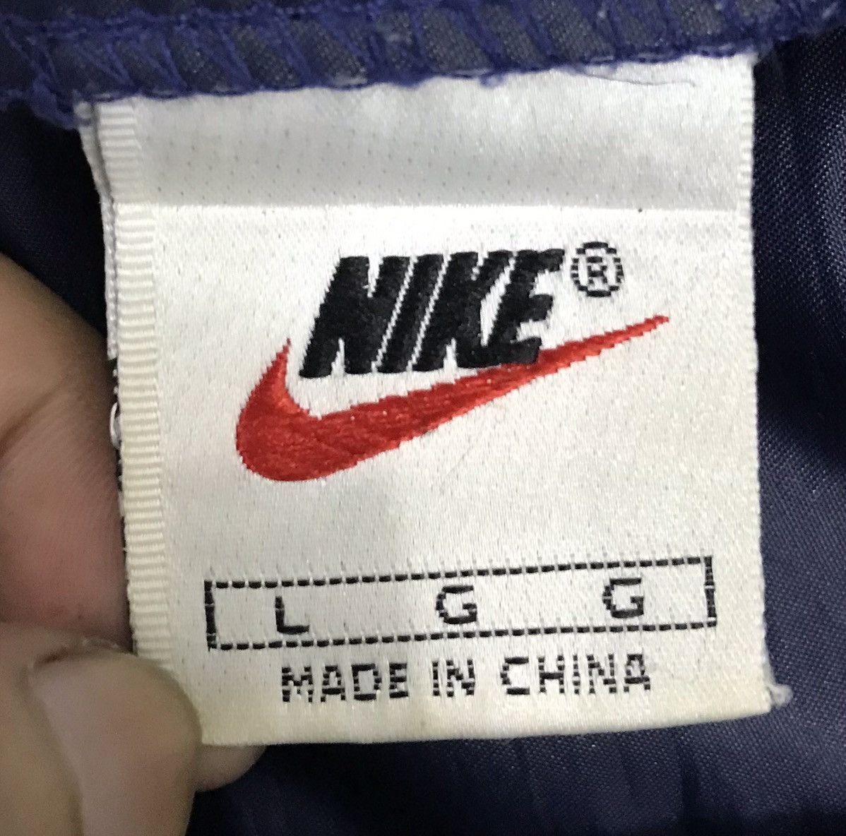 Nike Vintage Nike Hoodie Size US L / EU 52-54 / 3 - 9 Thumbnail