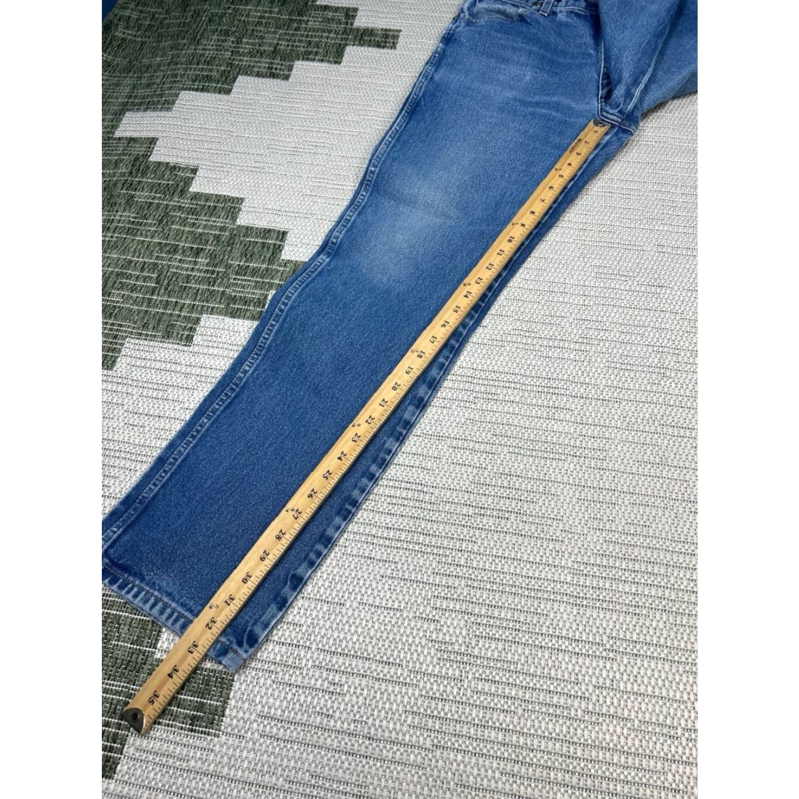 Wrangler Wrangler Jeans Mens 36 Blue Denim Logo Cotton High Rise Straight Leg 34x33 Jeans Size US 36 / EU 52 - 3 Thumbnail