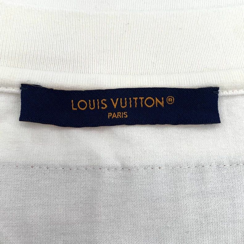 Louis Vuitton Louis Vuitton 22 white logo monogrammed cotton crew neck s Size US XL / EU 56 / 4 - 5 Thumbnail