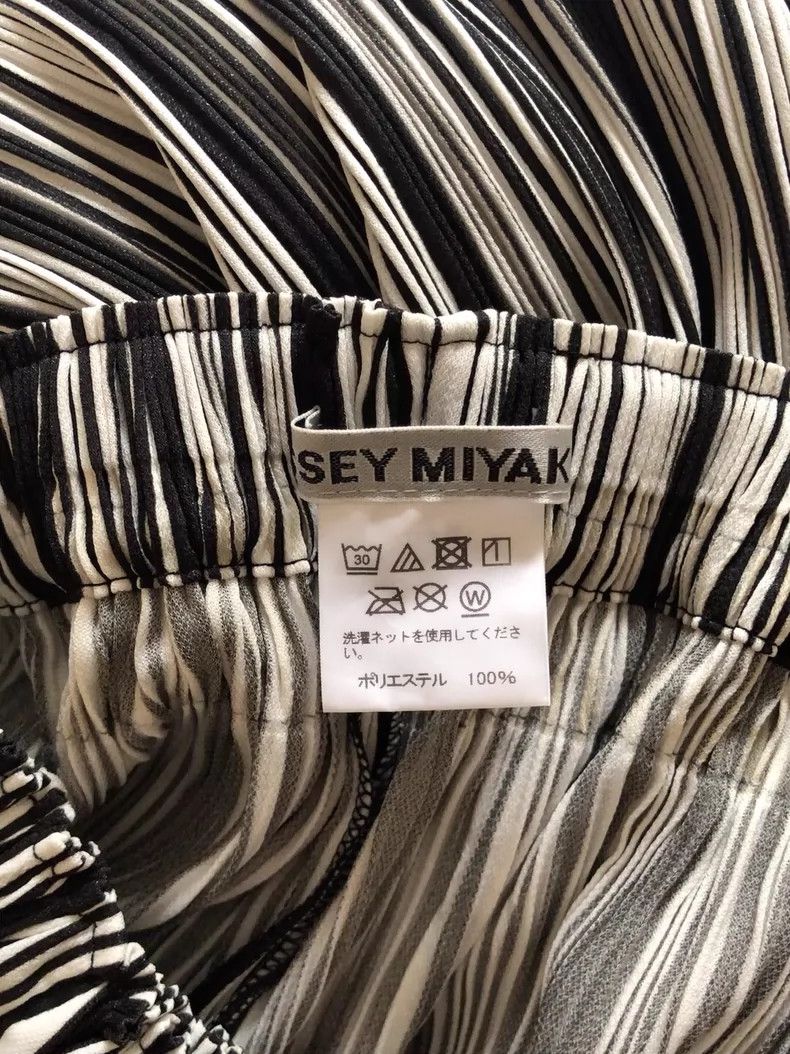 Issey Miyake Issey Miyake Striped wide-leg pants Size 25" / US 0 / IT 36 - 4 Thumbnail
