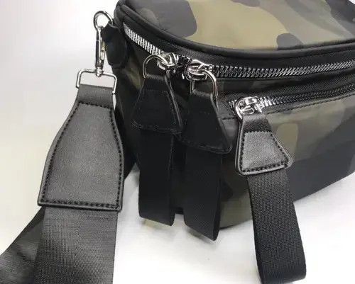 Japanese Brand Fashion camouflage zip shoulder side bag crossbody Size ONE SIZE - 4 Thumbnail