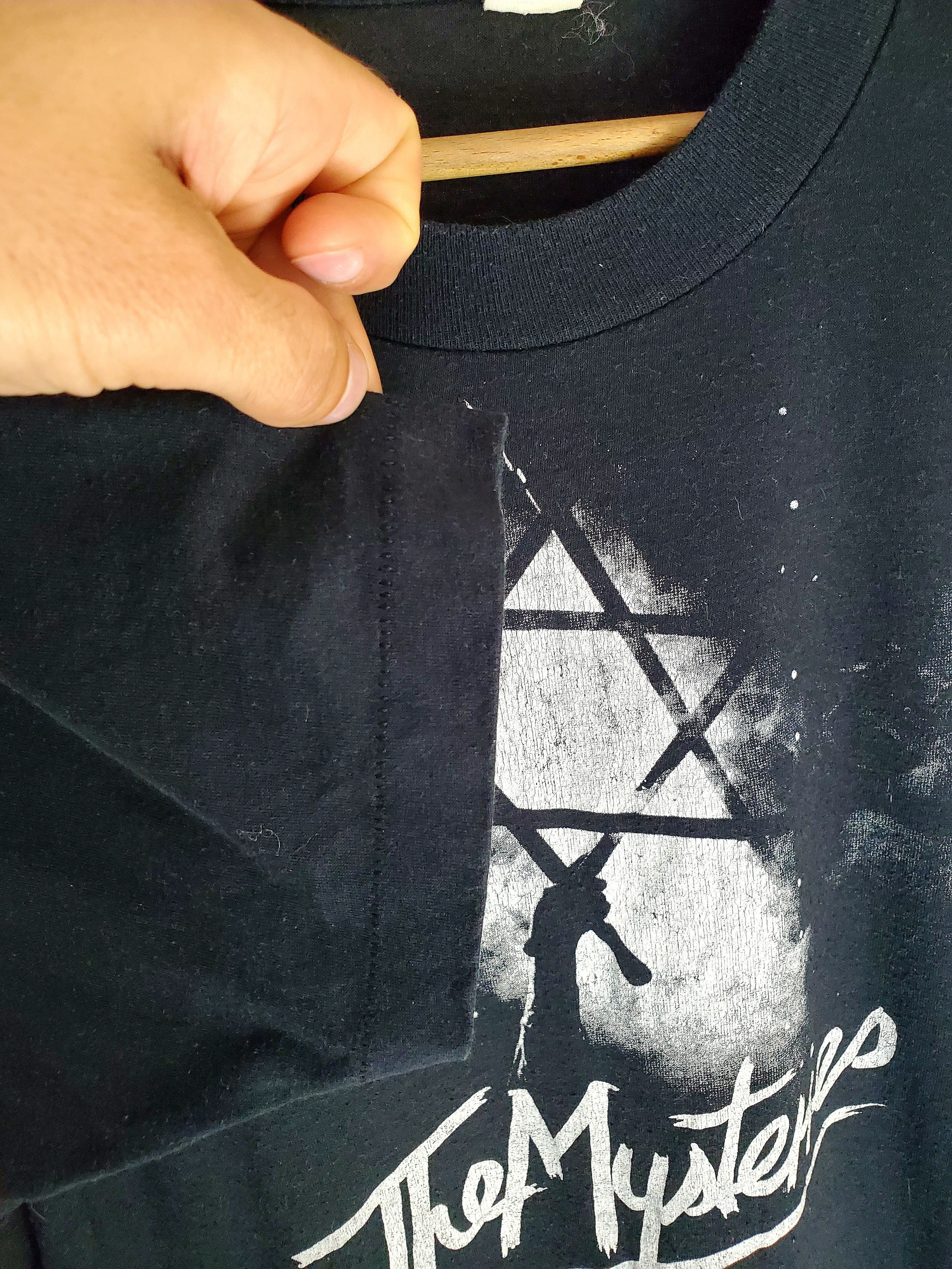 Vintage Vintage 1989 The Mysteries Tshirt size L Size US L / EU 52-54 / 3 - 3 Thumbnail